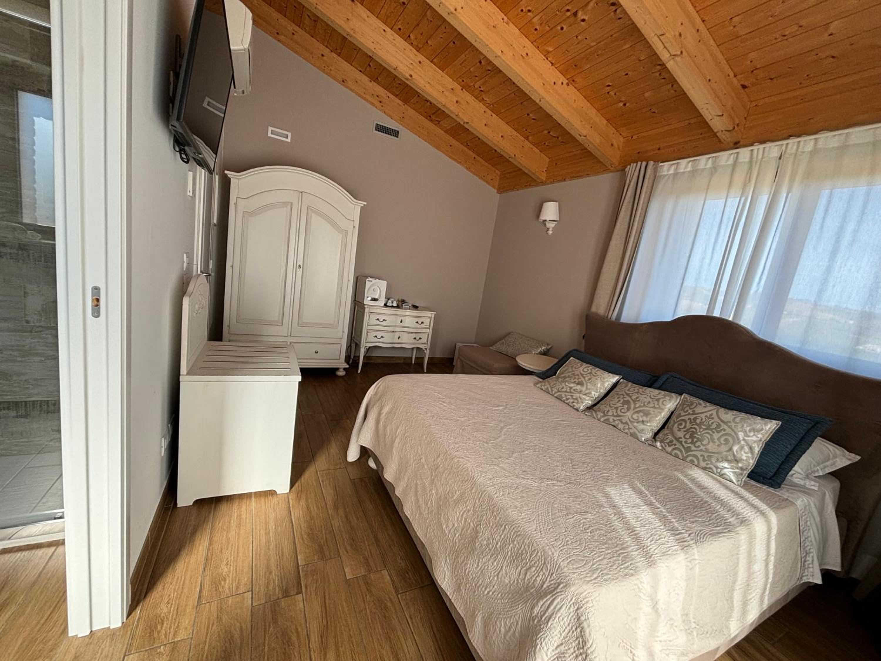 Deluxe Double Room with Sea View