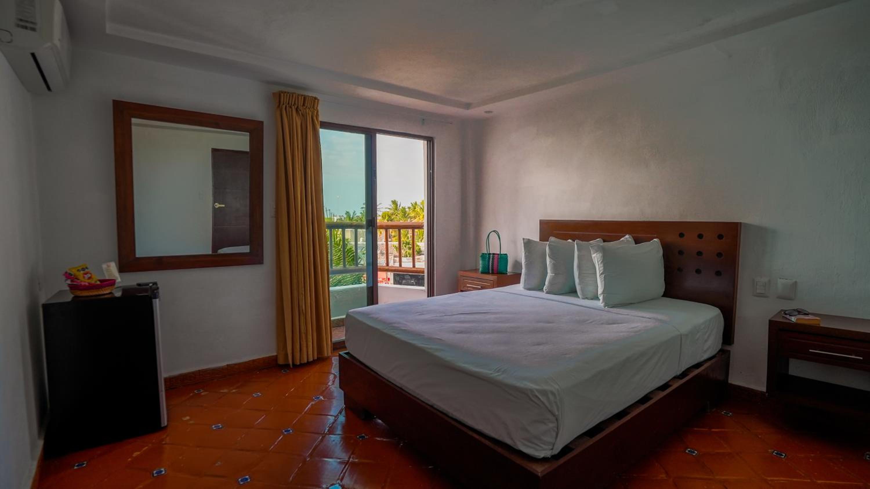 Double Room with Sea View photo 1