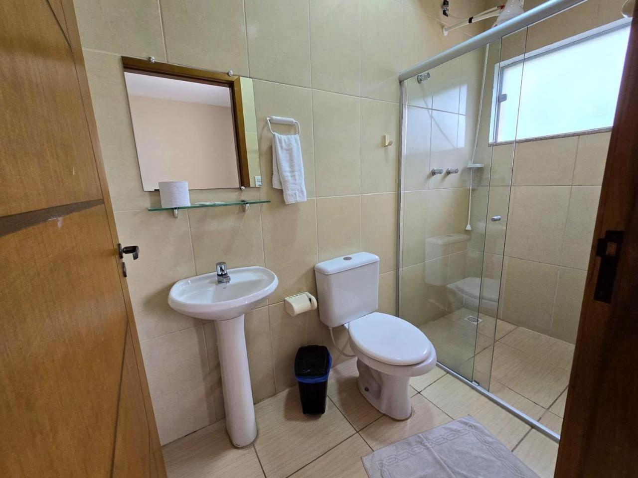 Double or Twin Room - Photo 9