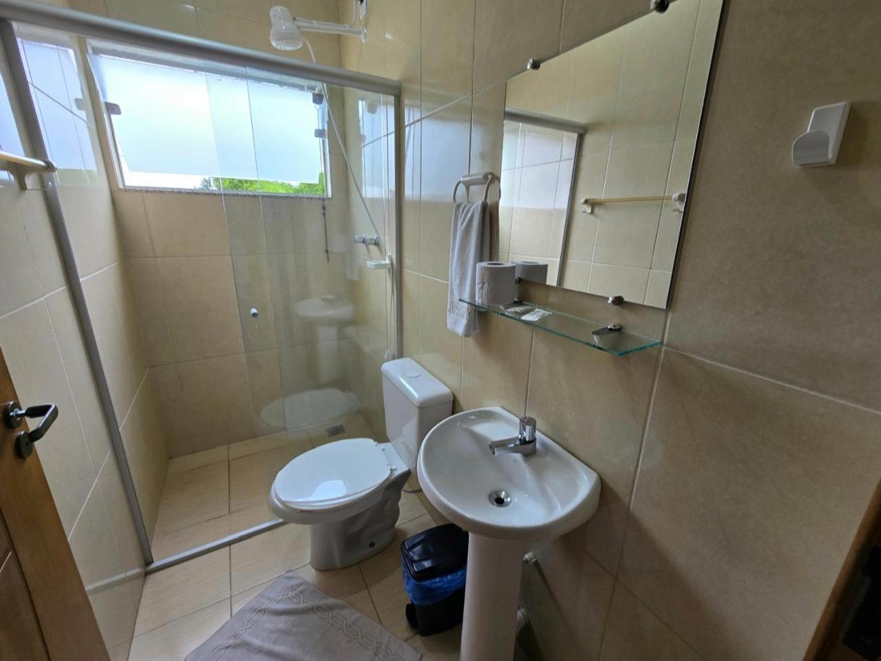 Double or Twin Room - Photo 8
