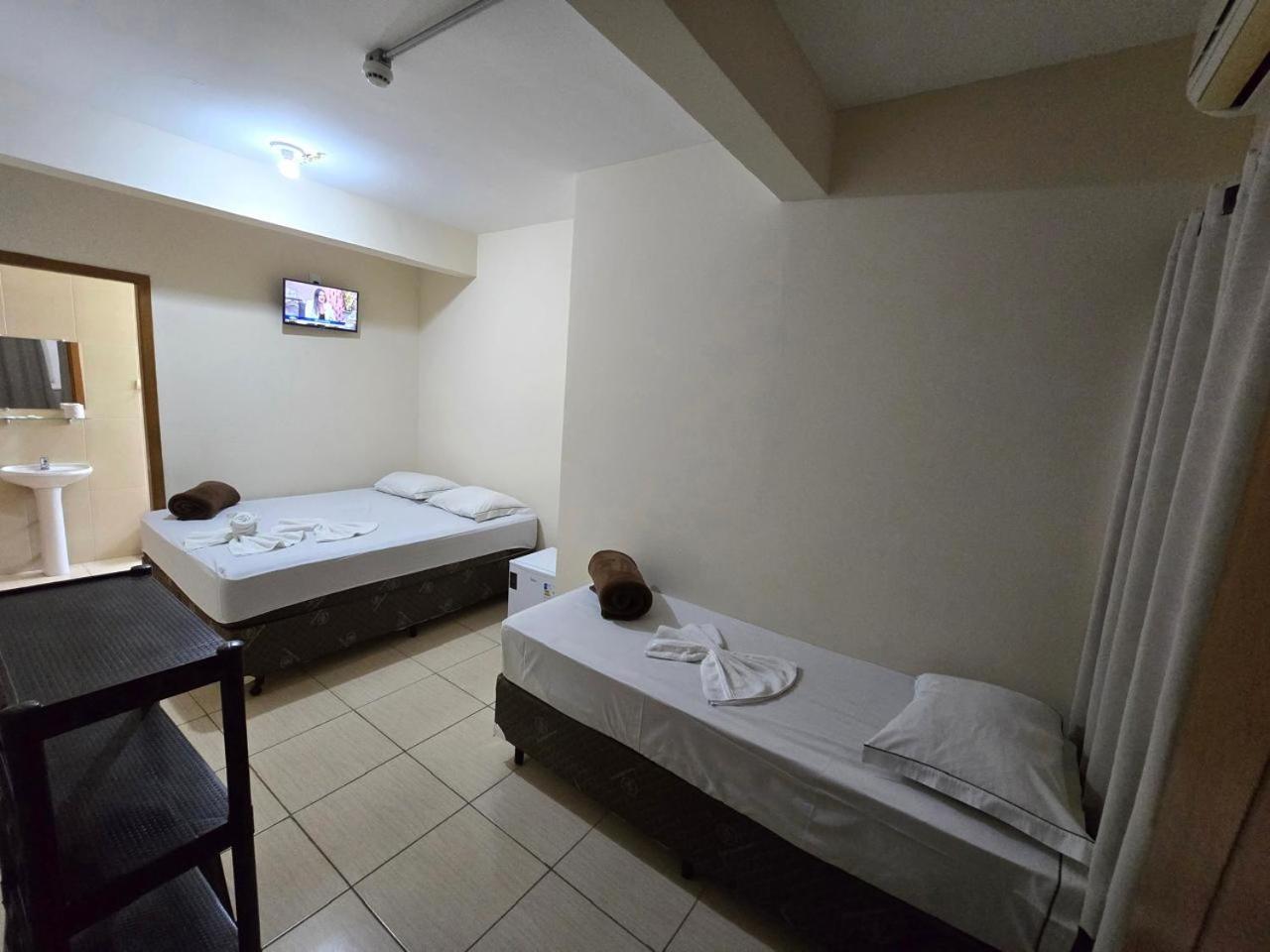 Comfort Triple Room with Shower - Photo 5