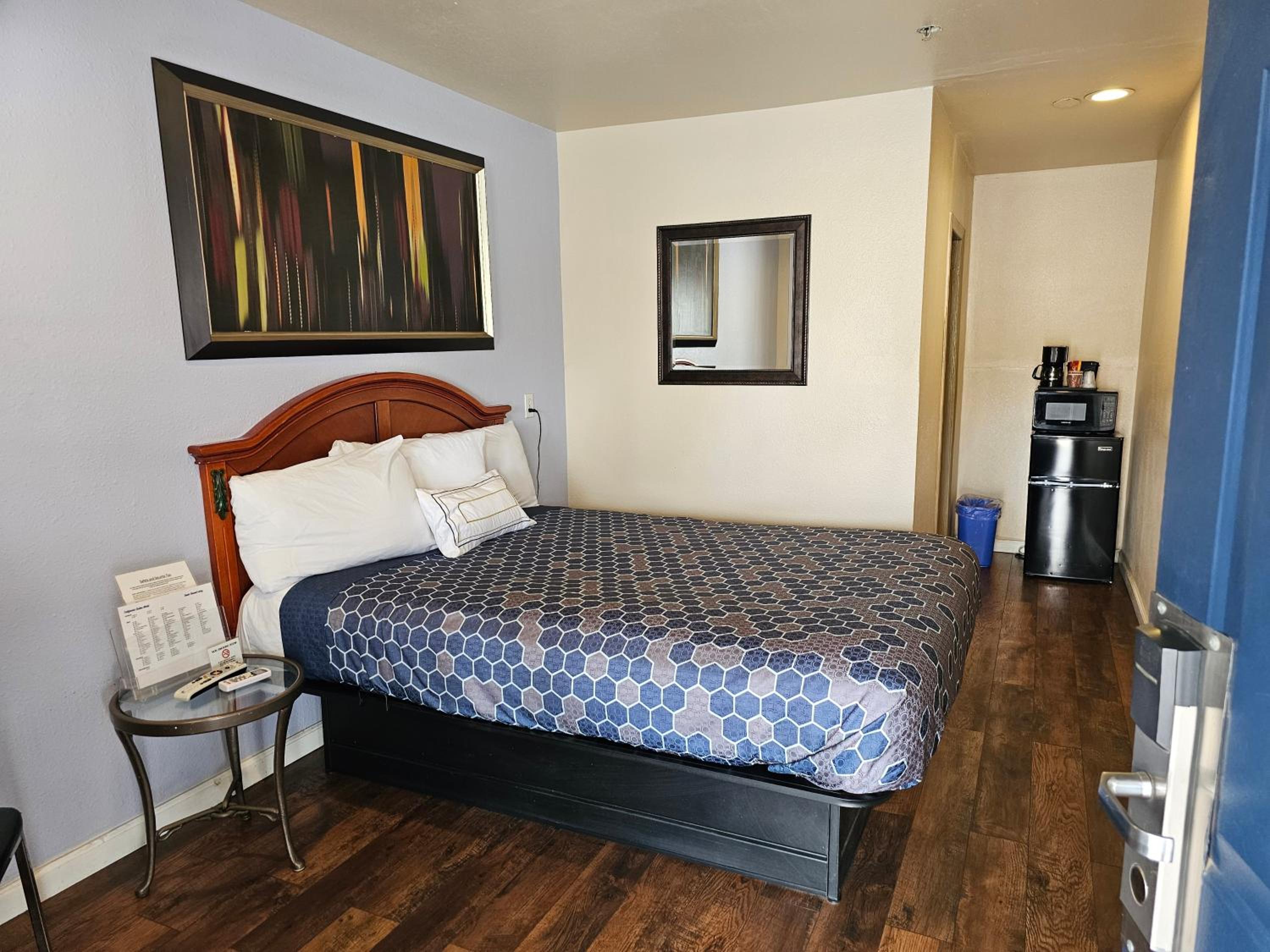 Standard Double Room - Photo 1