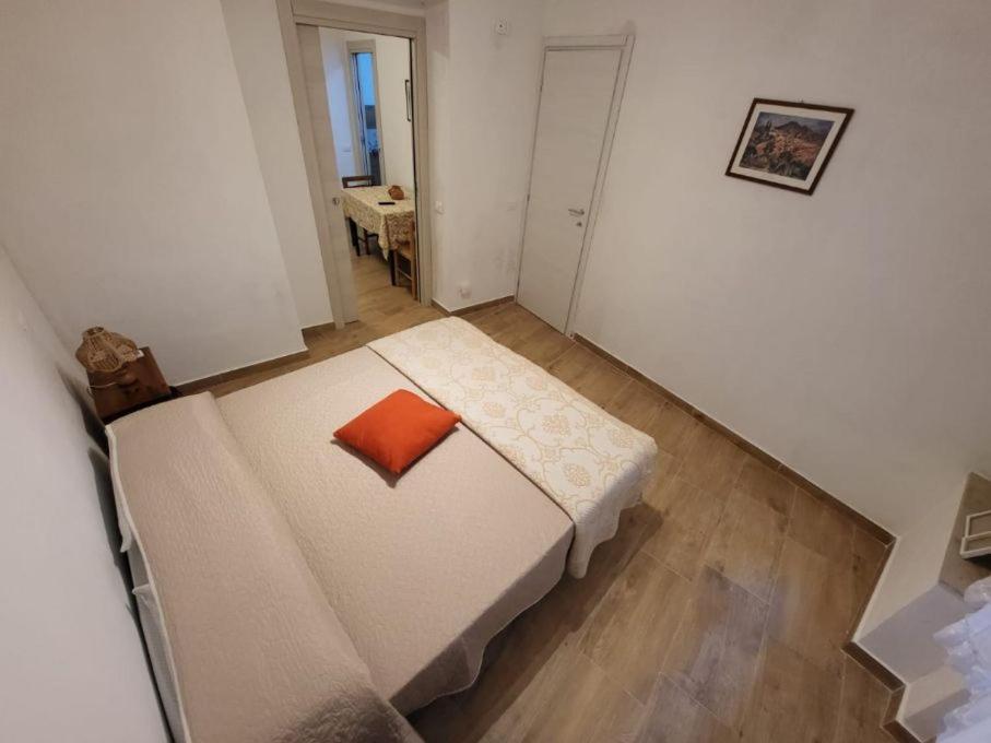 One-Bedroom House photo 2