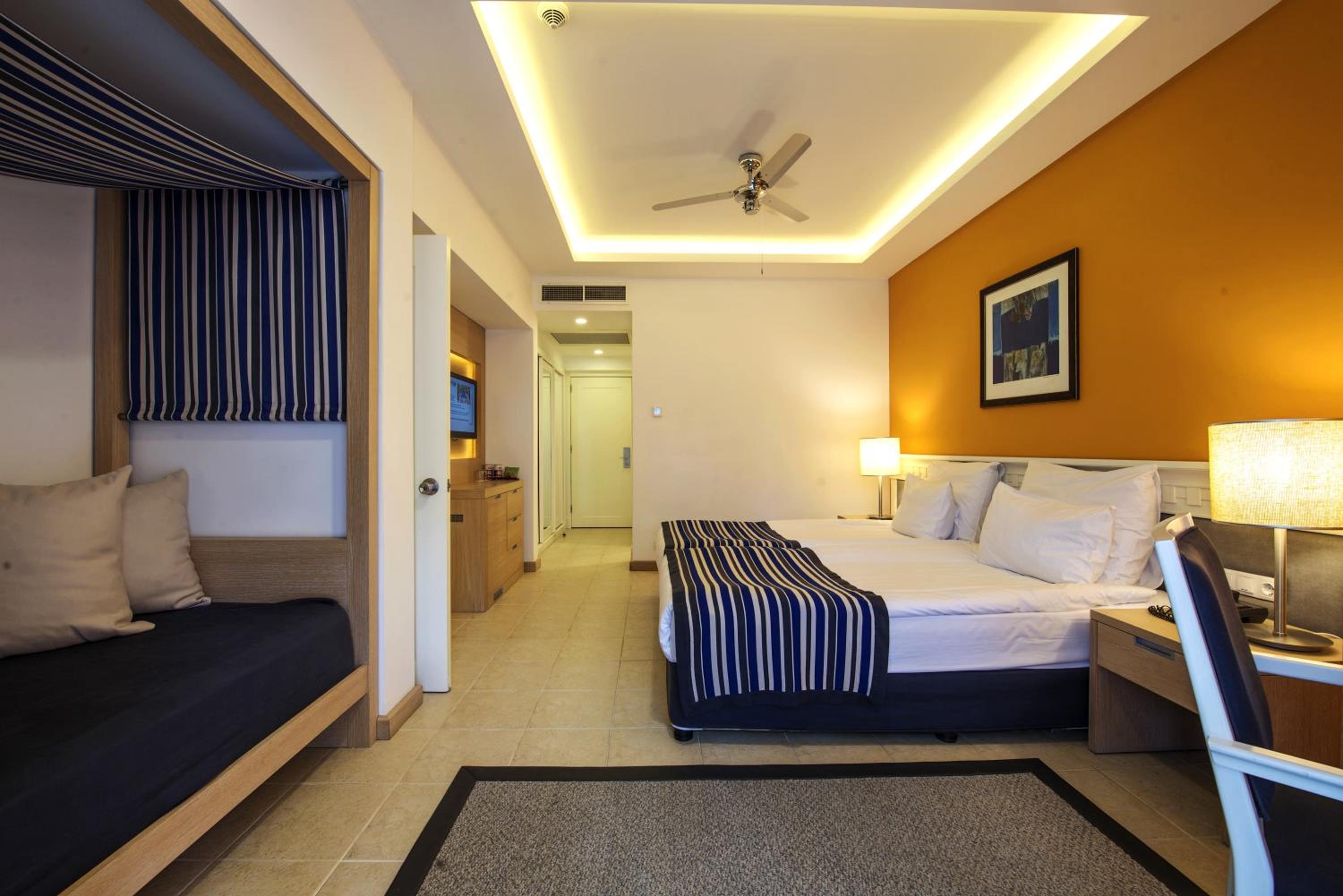 Single Room with Sea View photo 2