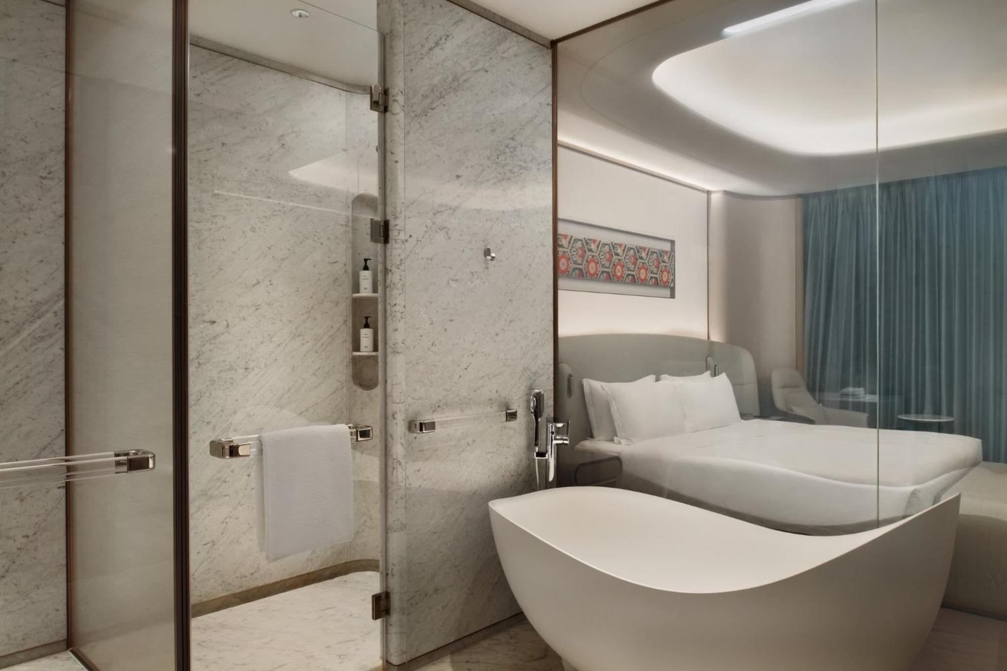 Premium King Room with River View photo 3