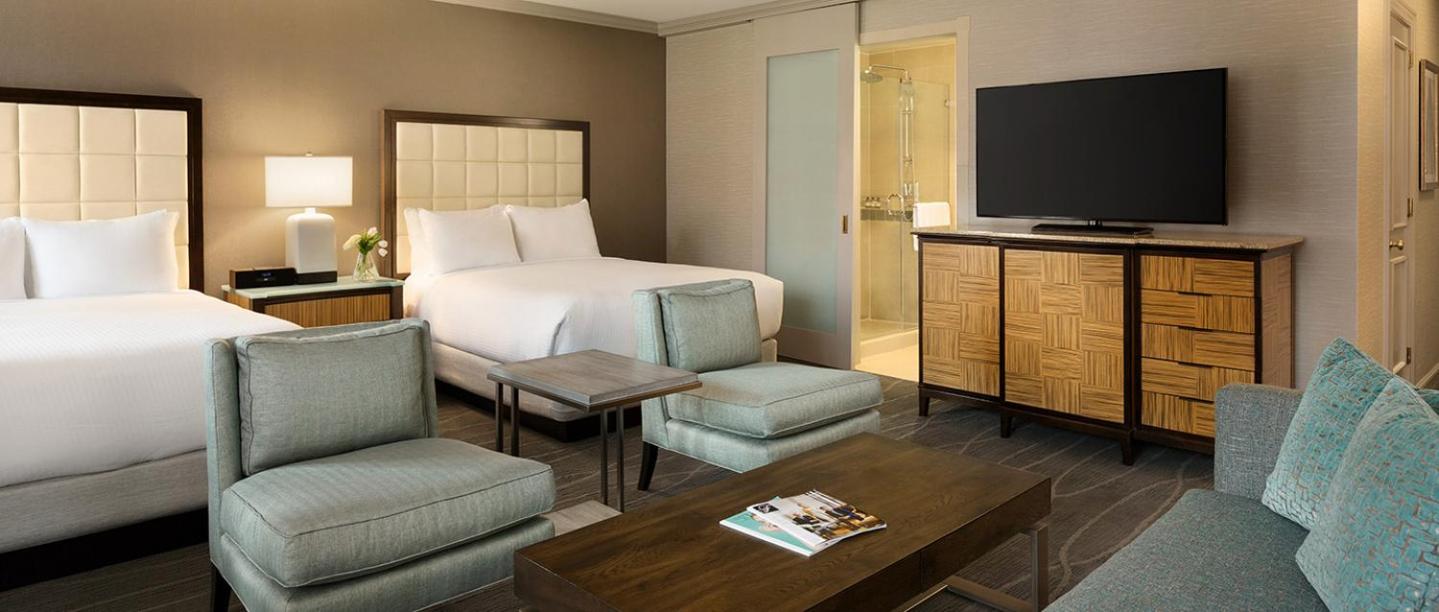 Fairmont Gold Junior Suite with Two Queen Beds and City View
