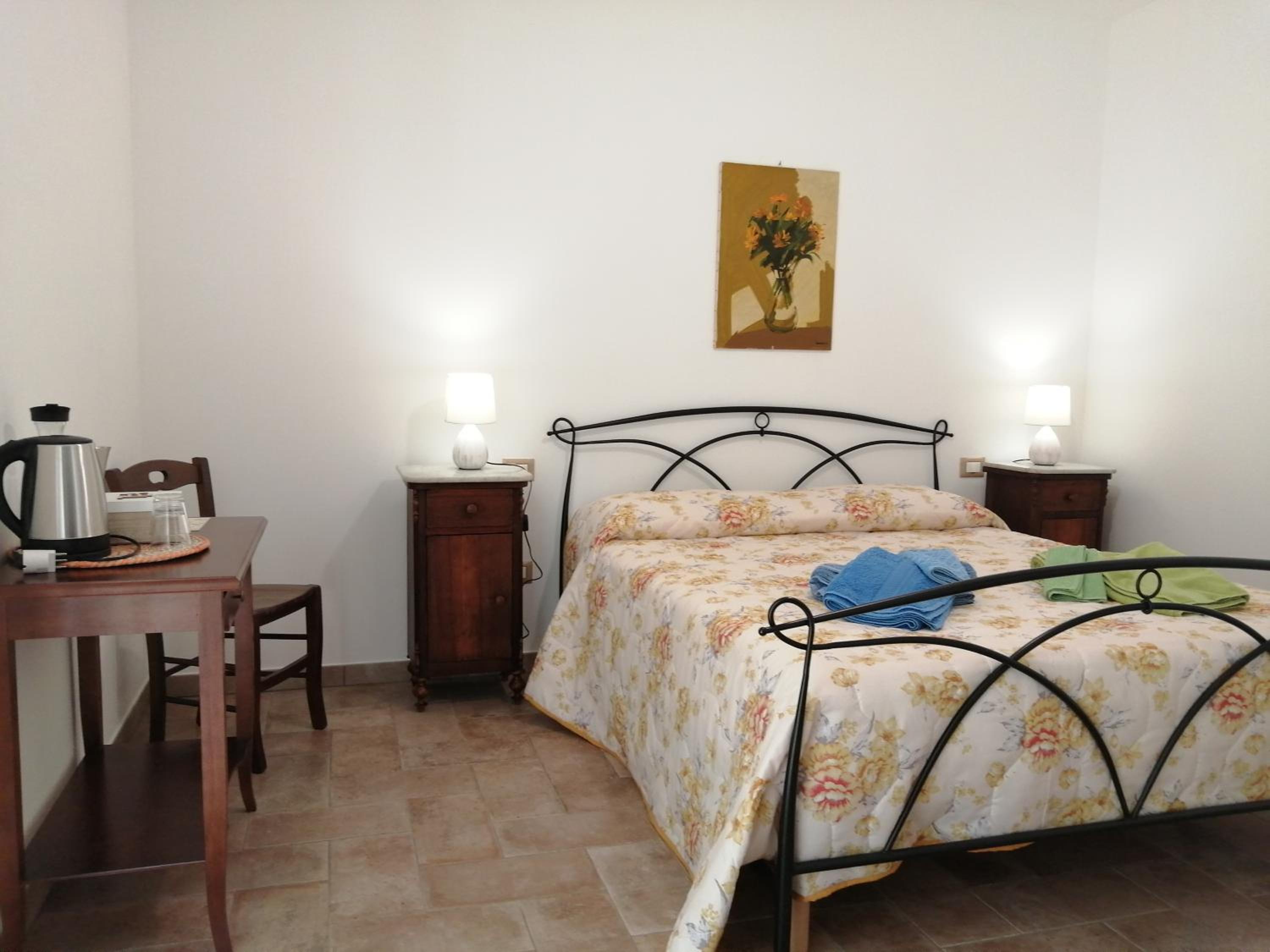 Double Room with Private Bathroom photo 1