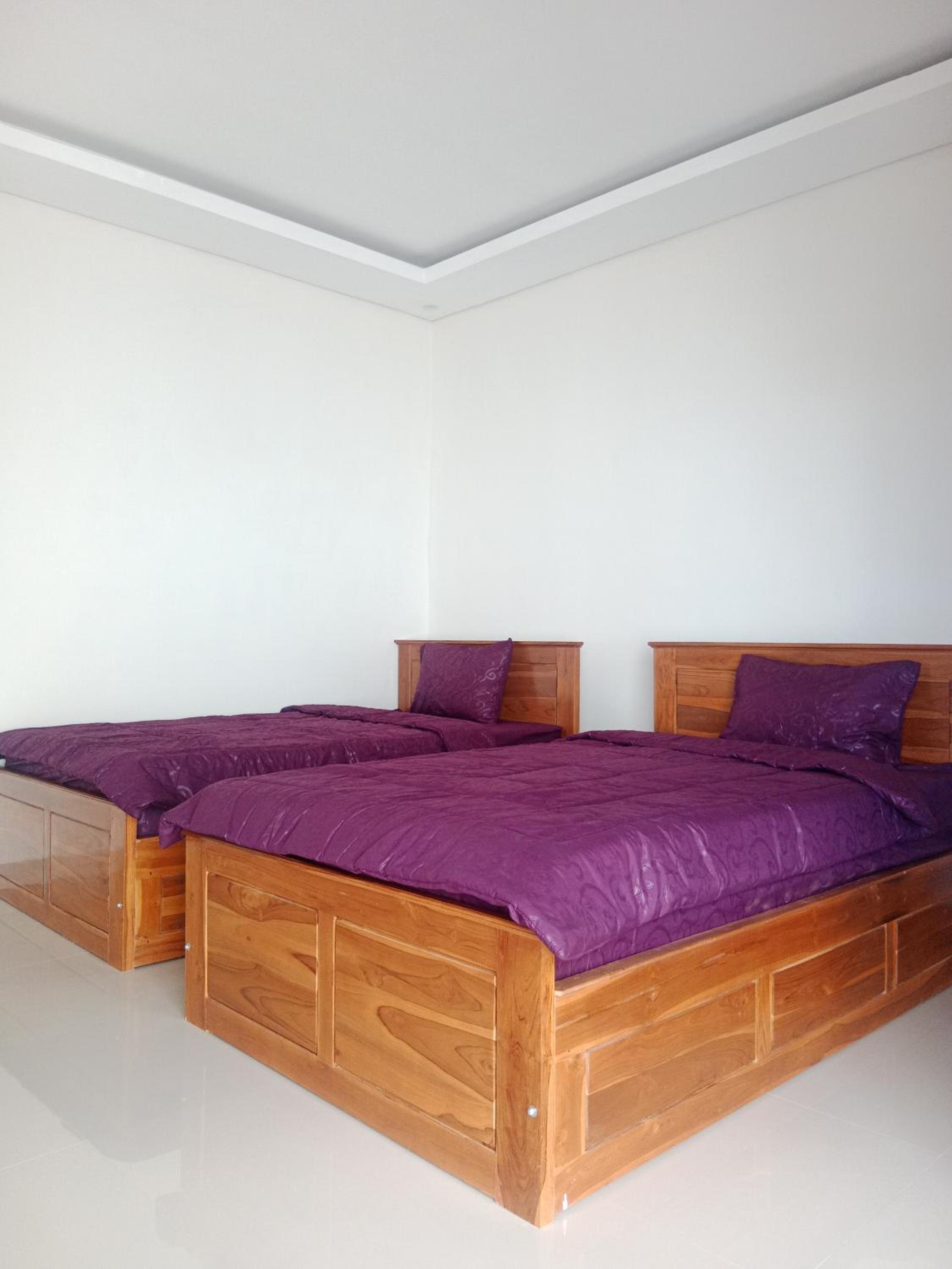 Twin Room With Private Bathroom