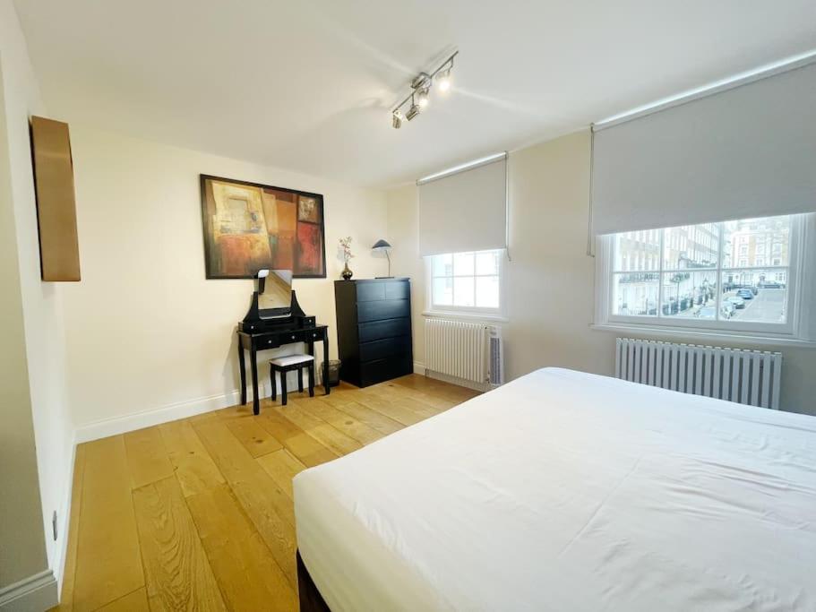 Deluxe Apartment photo 2