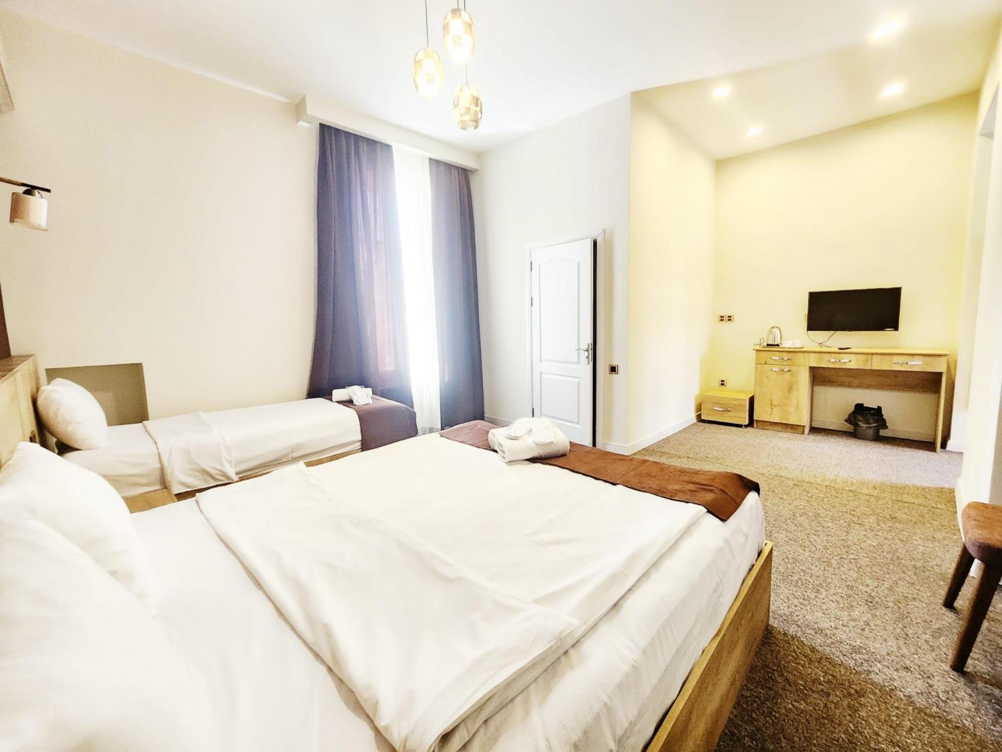 Classic Triple Room