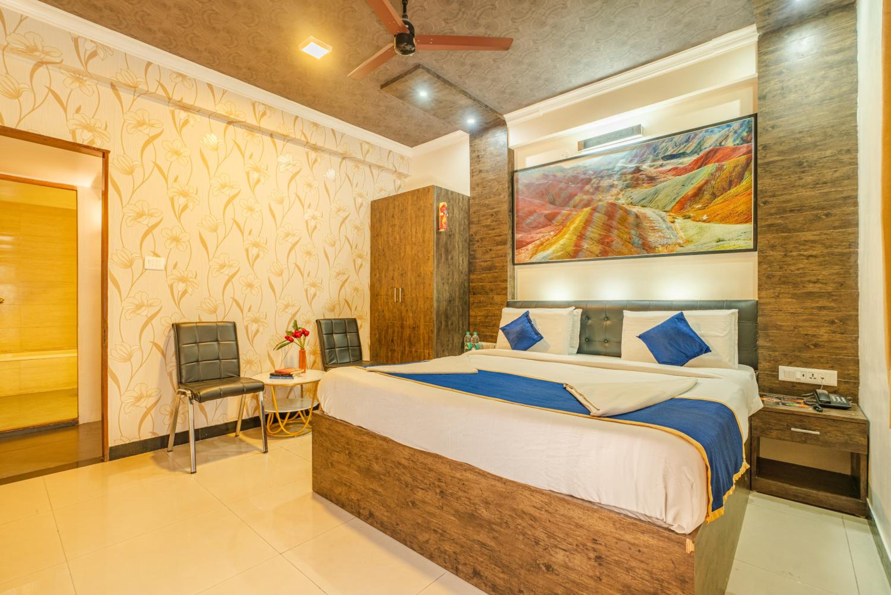 Studio with Spa Bath