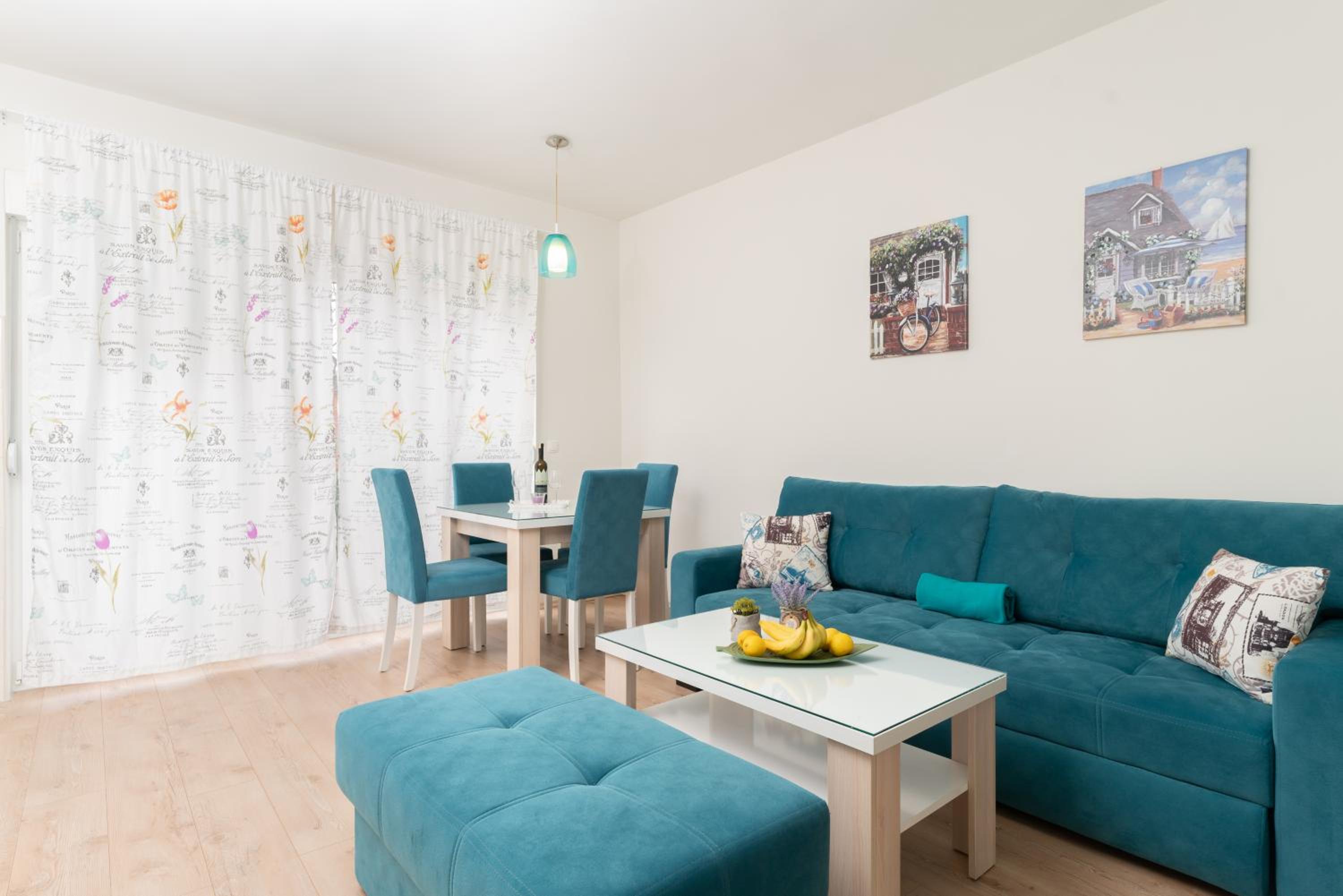 Apartment - Ground Floor - Photo 1