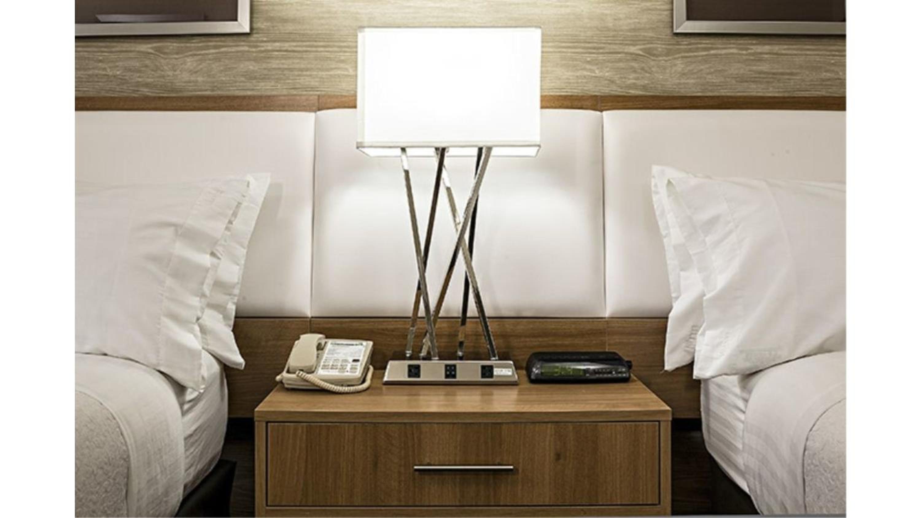 Standard Double Room - Photo 8