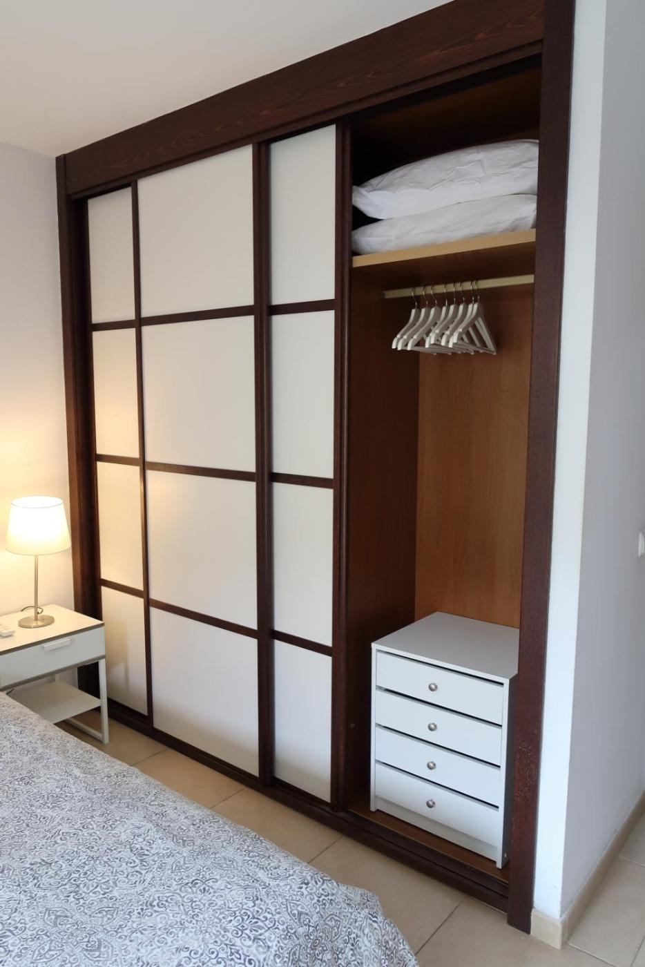 One-Bedroom Apartment - Photo 1