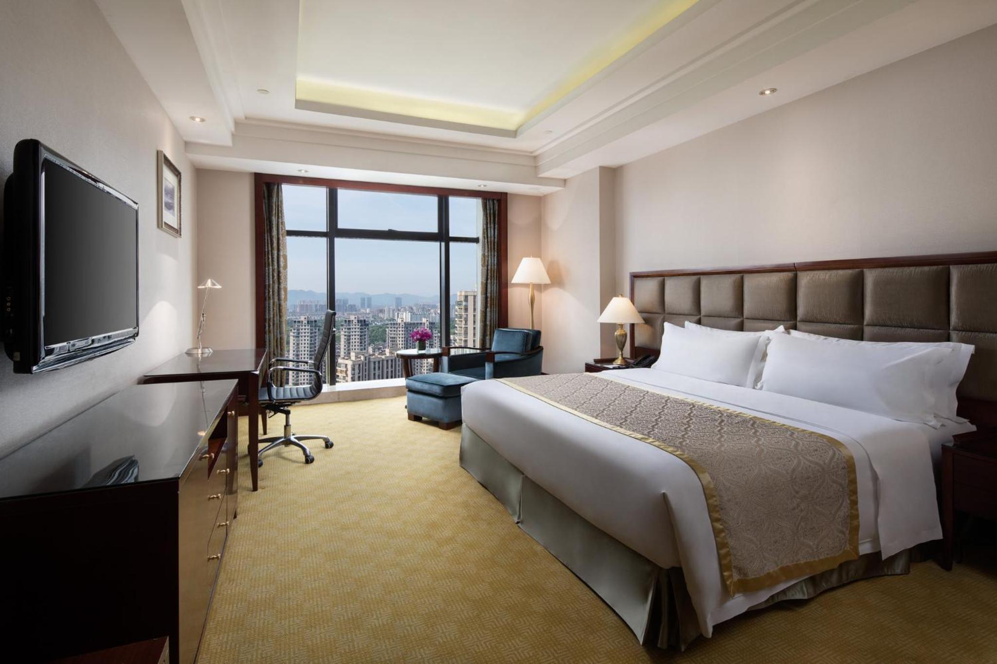 Premium King Room - Photo 1