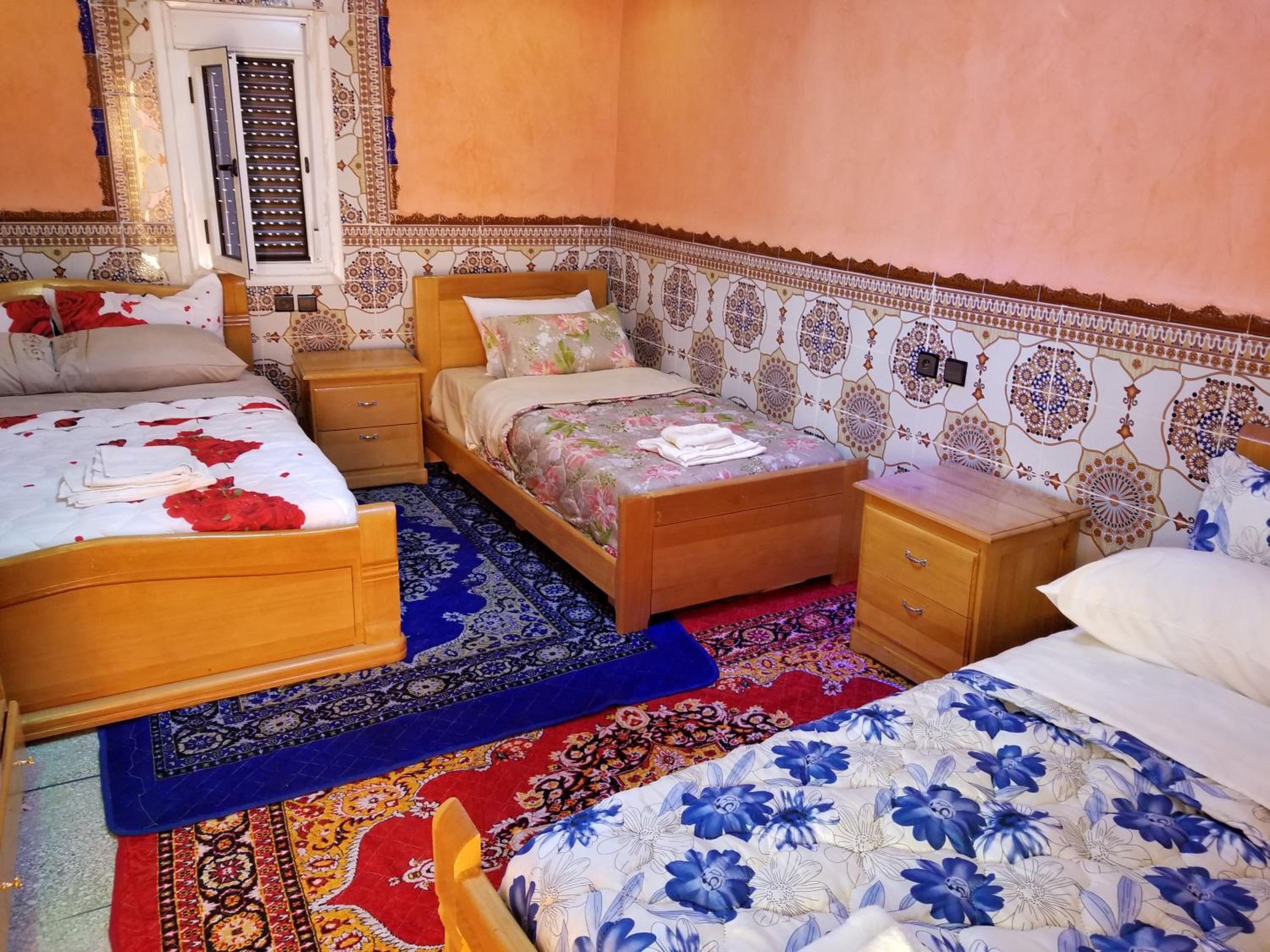 10-Bed Mixed Dormitory Room