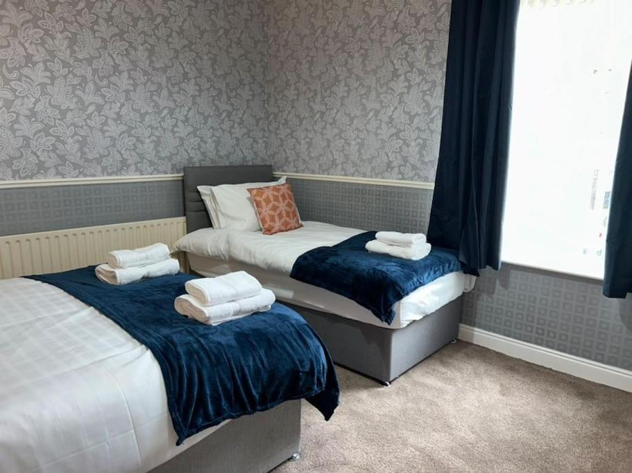 Three-Bedroom House photo 1