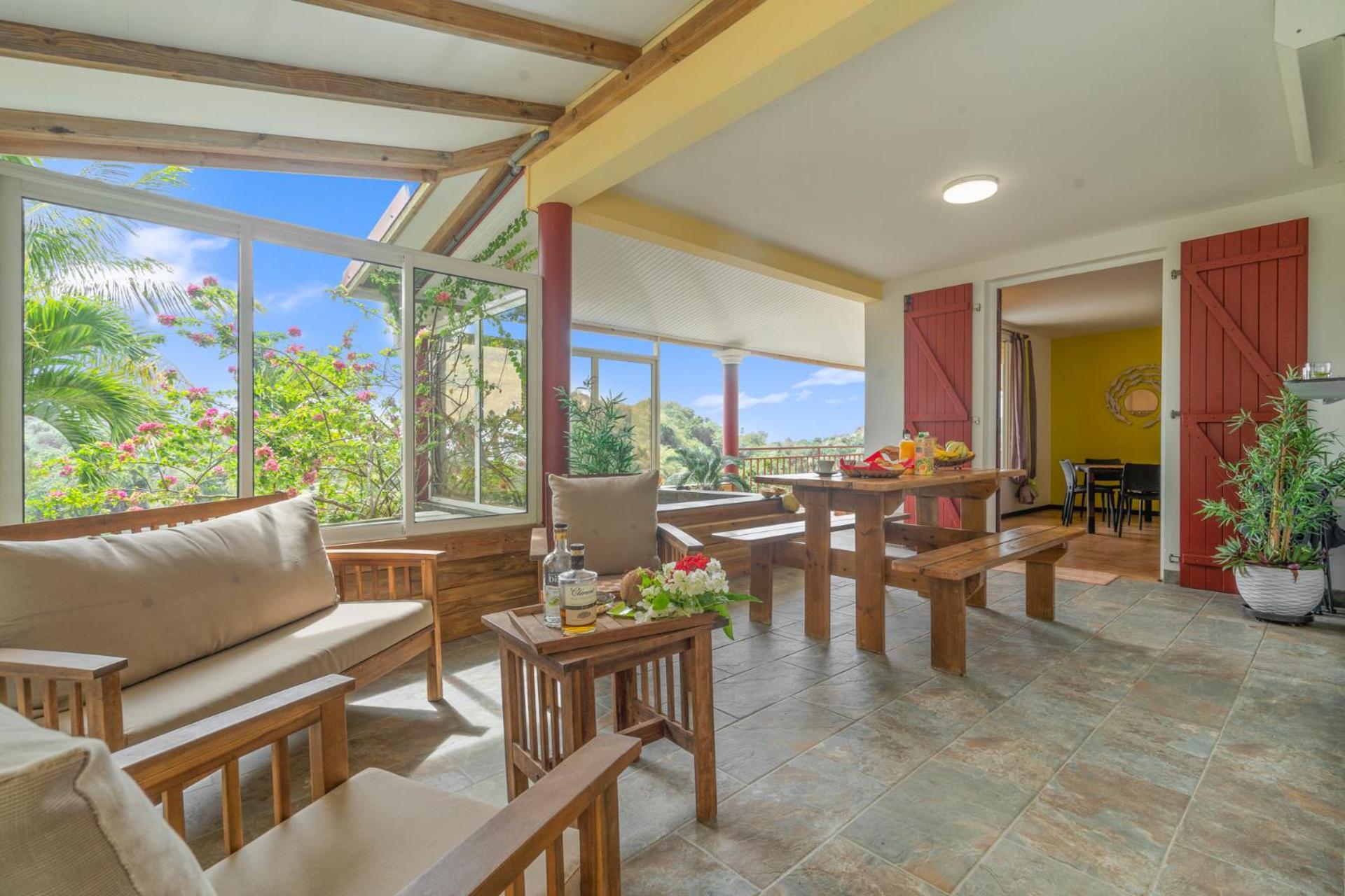 Villa photo 3