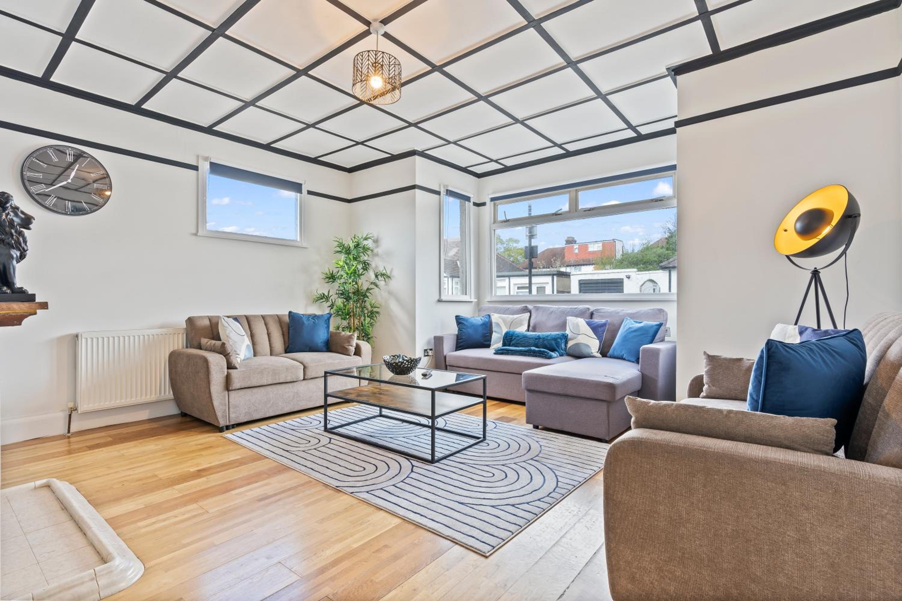 Apartment photo 1