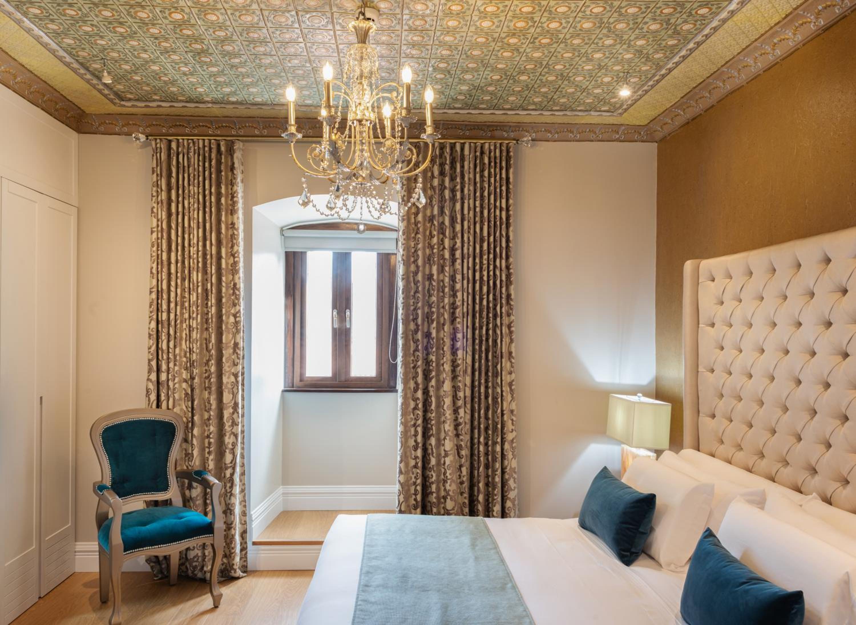 Suite with City View