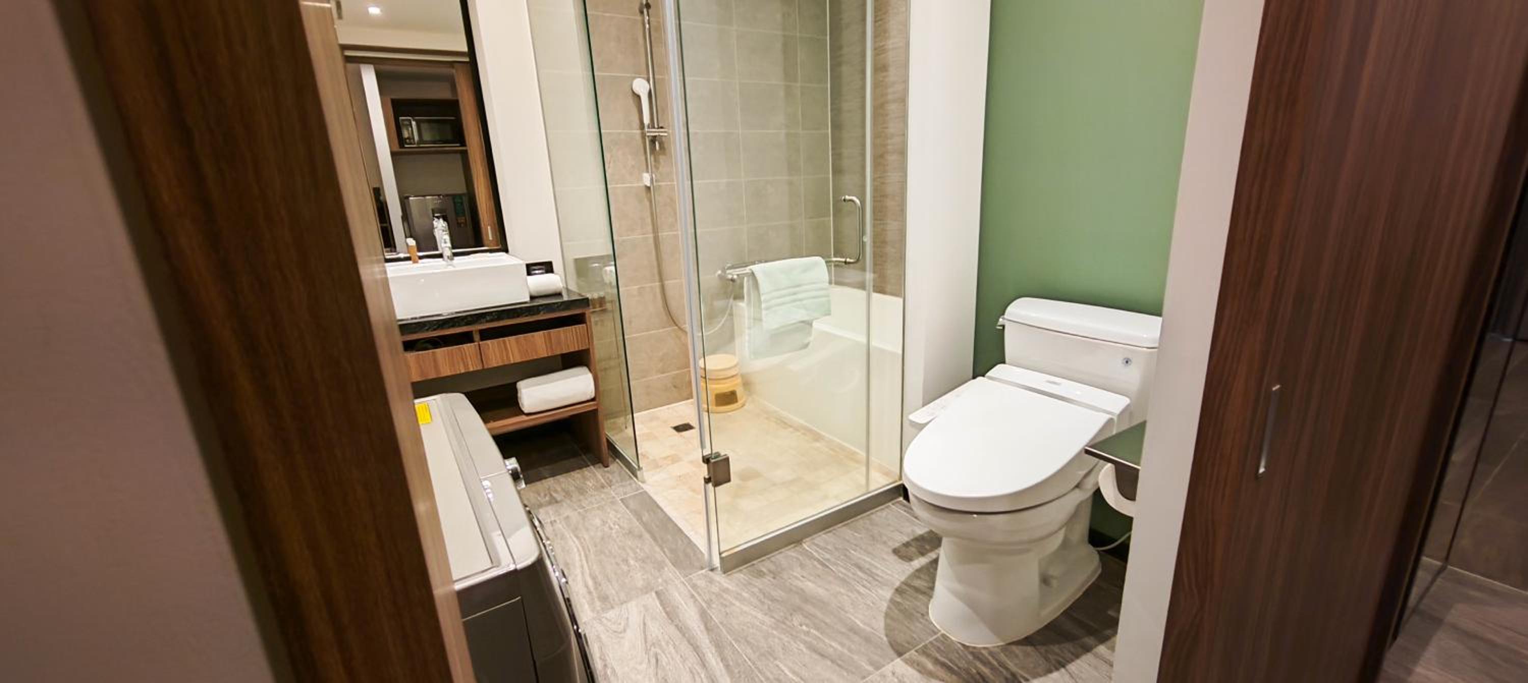 Premium Queen Room - Photo 4