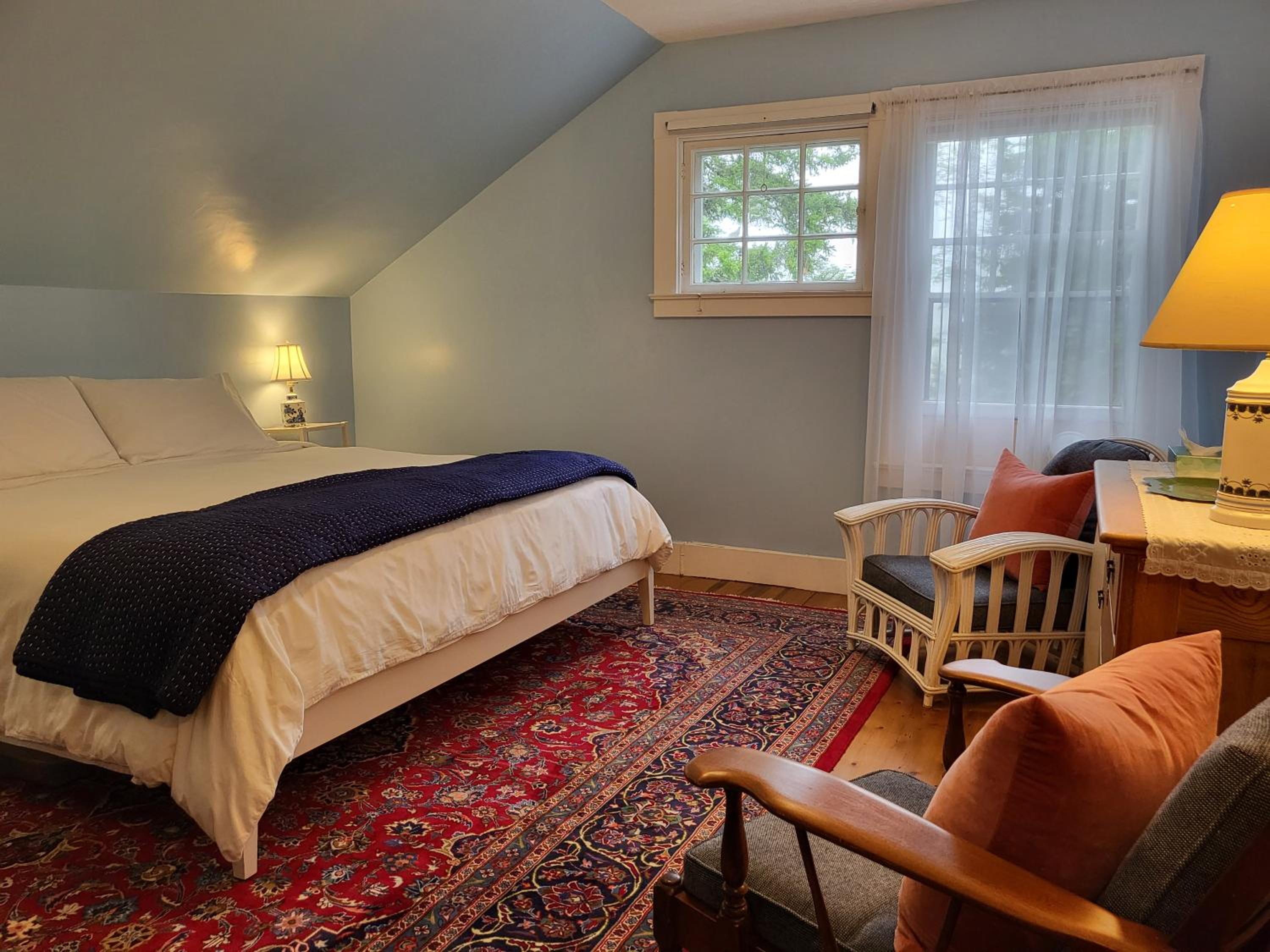 Queen Room