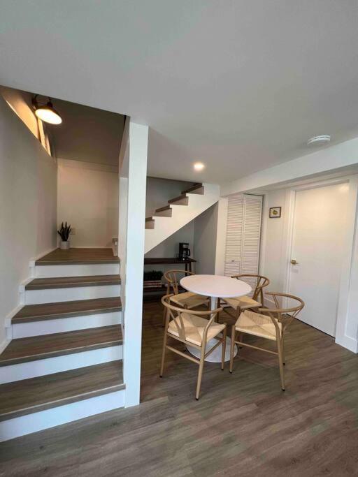 One-Bedroom House photo 2