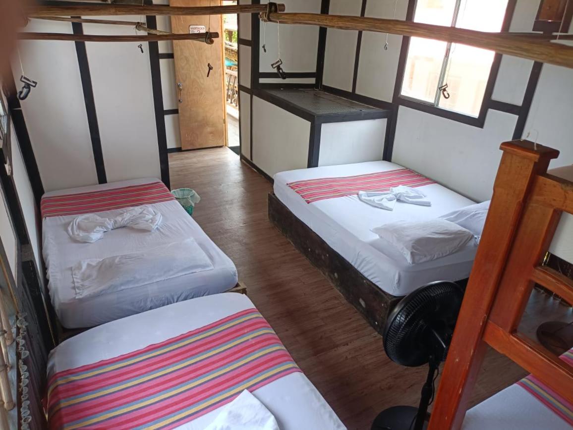Mixed Dormitory Room photo 3
