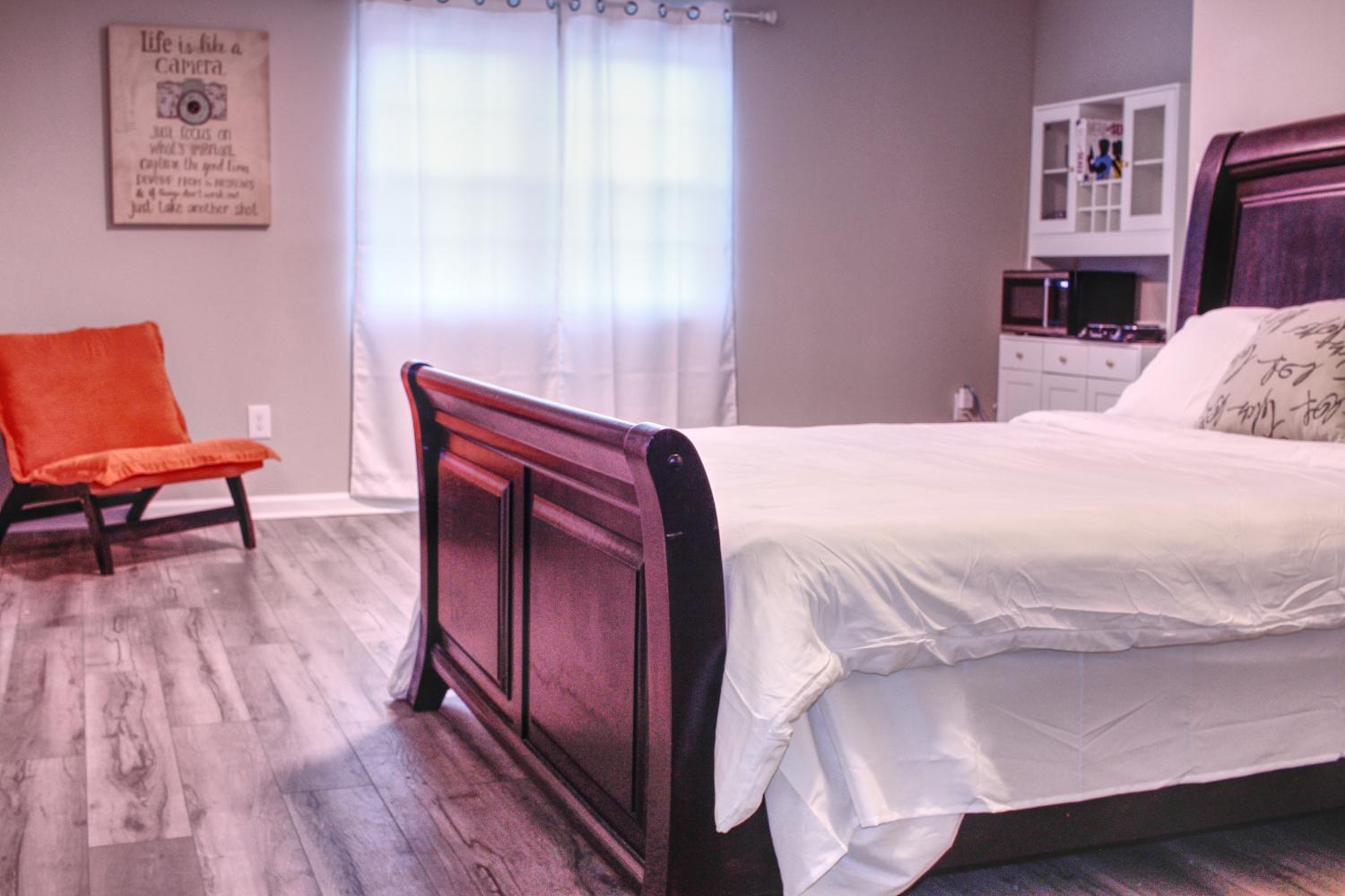 One-Bedroom House photo 1