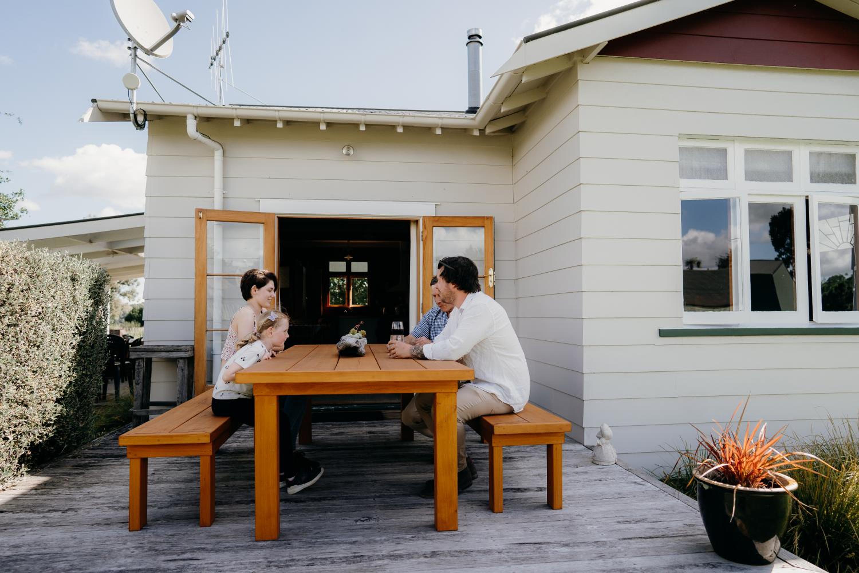 Three-Bedroom Bungalow - Photo 11