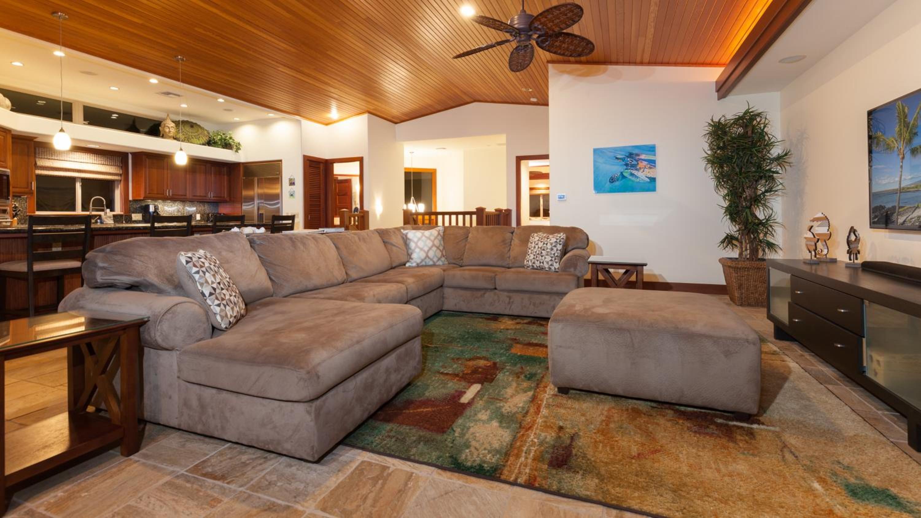 Three-Bedroom House photo 1