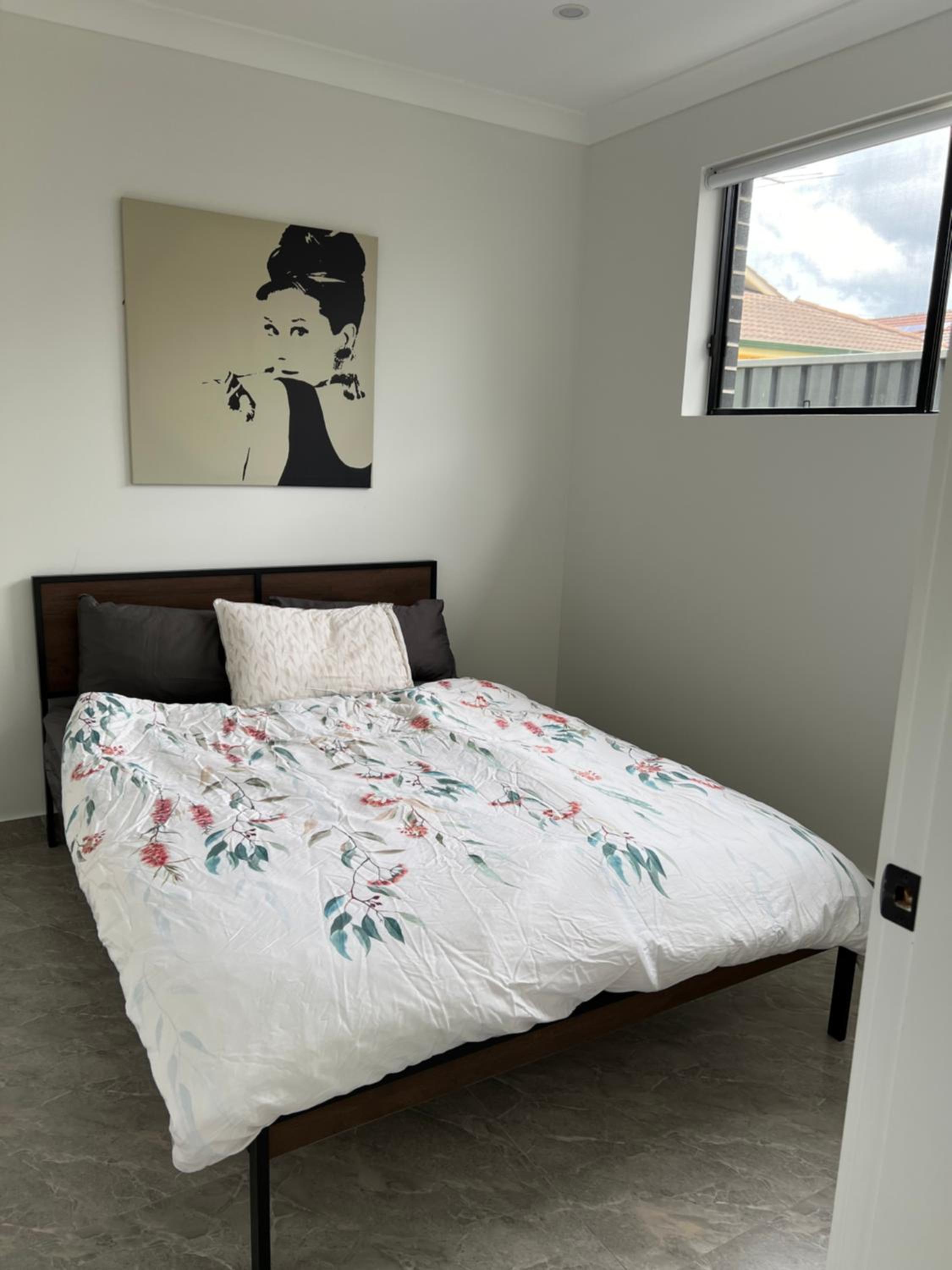 One-Bedroom House photo 1