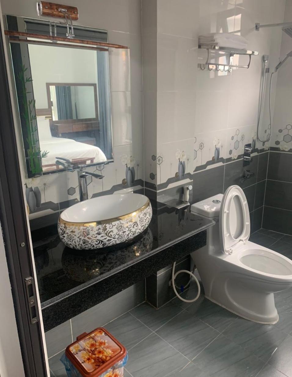 Deluxe Room (2 Adults + 1 Child) photo 3