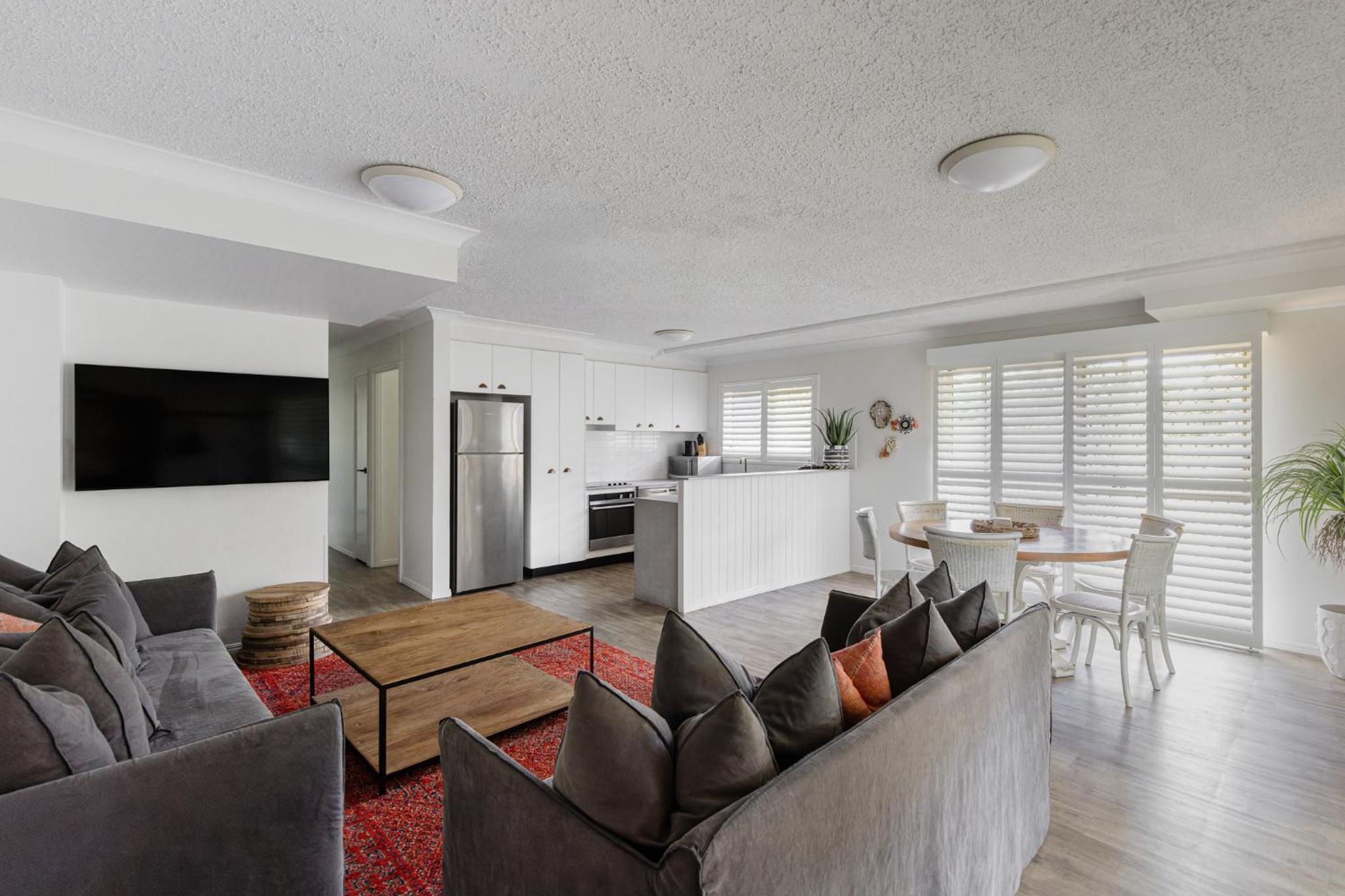 Three-Bedroom Apartment - Photo 1