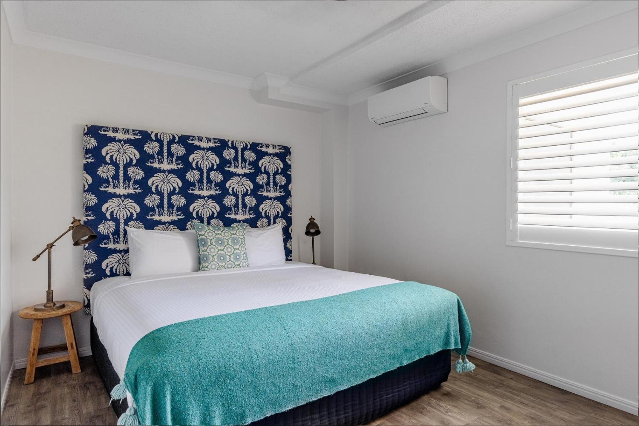 Three-Bedroom Apartment - Photo 2