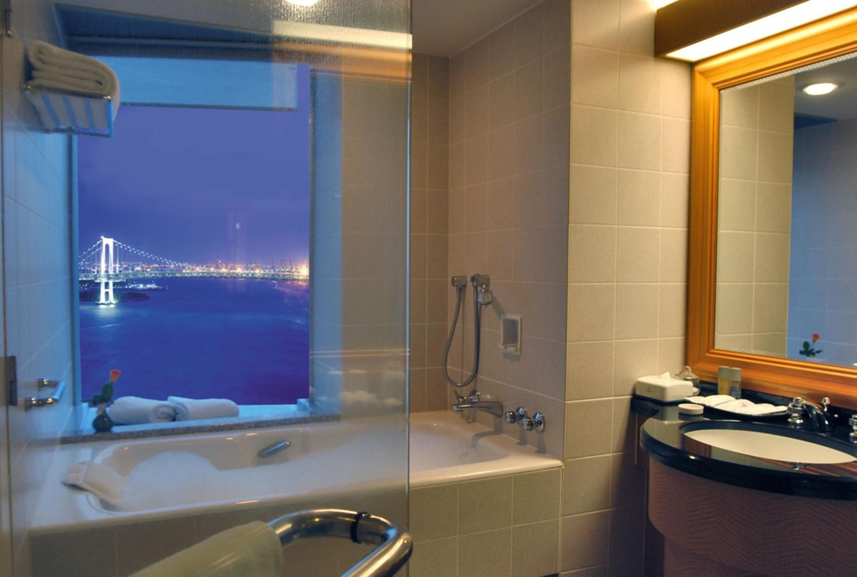 Premium Twin Room with Bay View