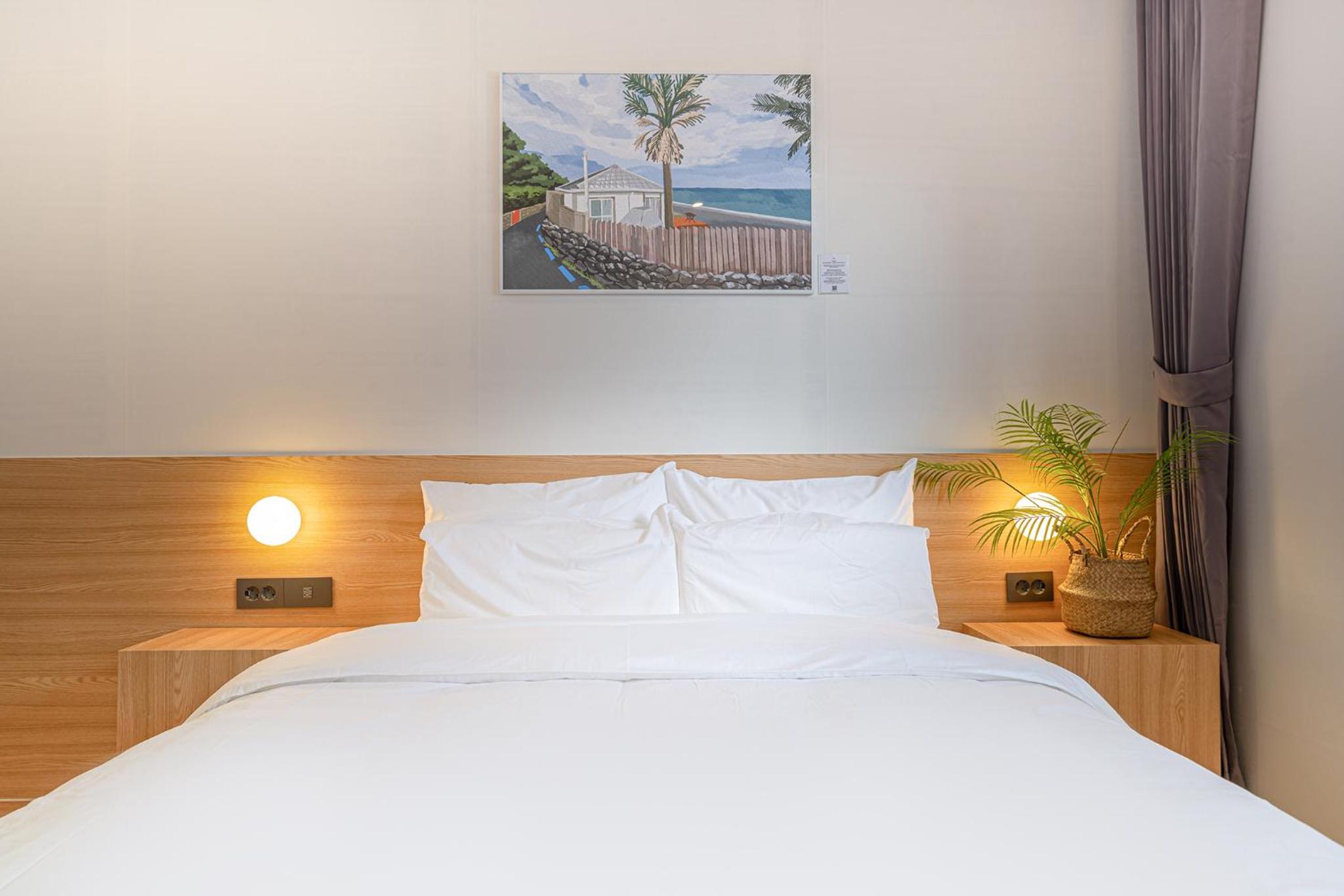 Standard Double Room - Photo 19