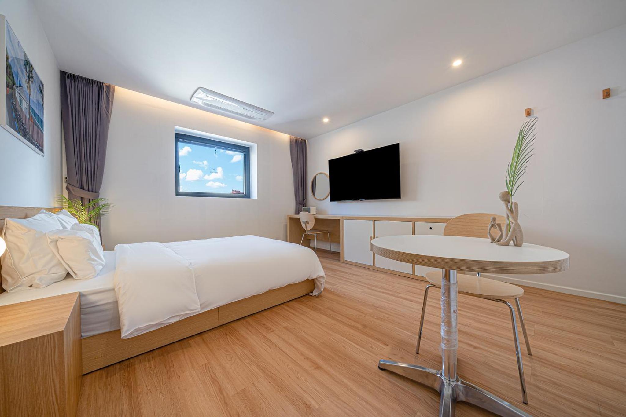Standard Double Room - Photo 10