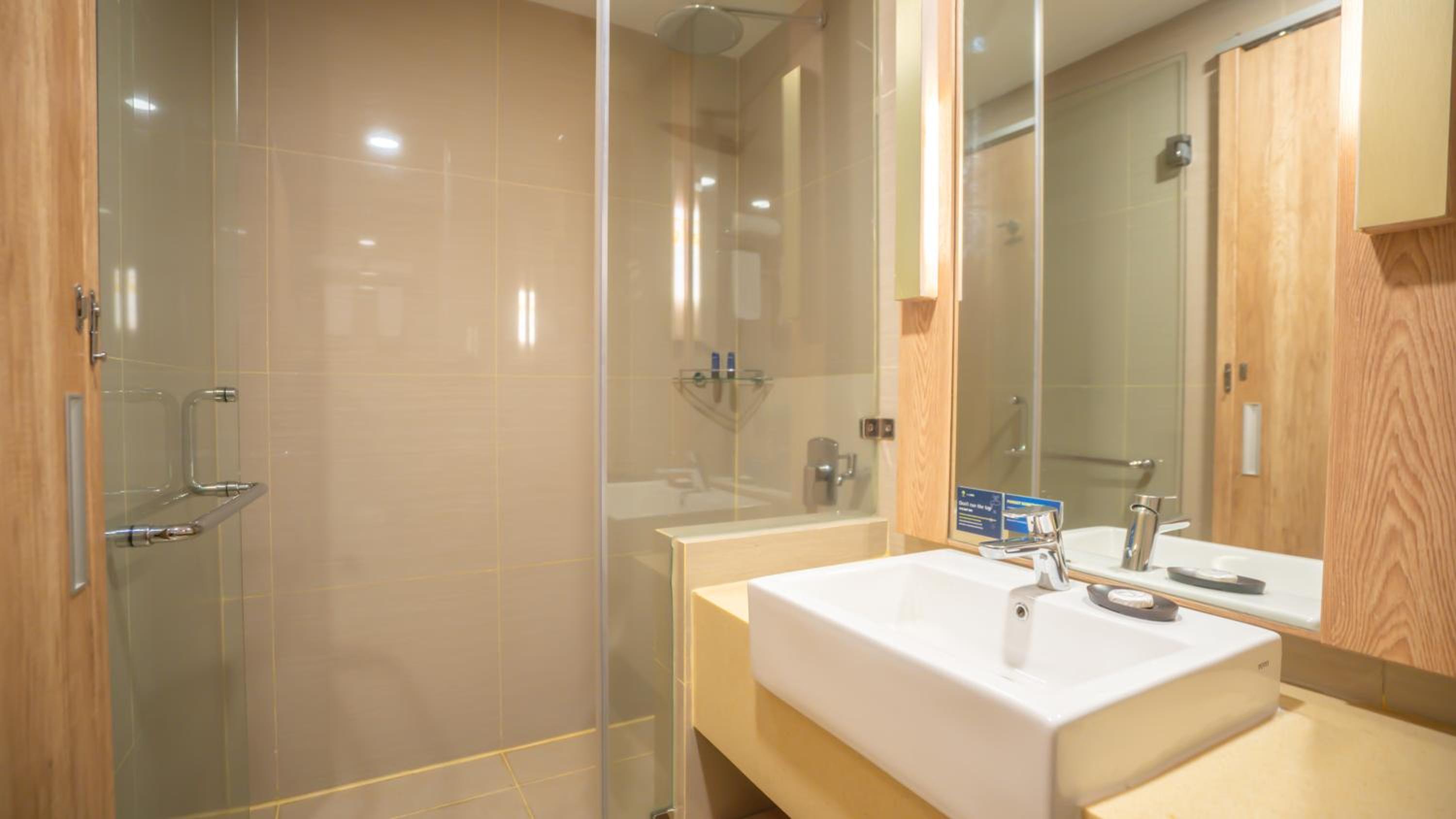 Deluxe Twin Room - Photo 5