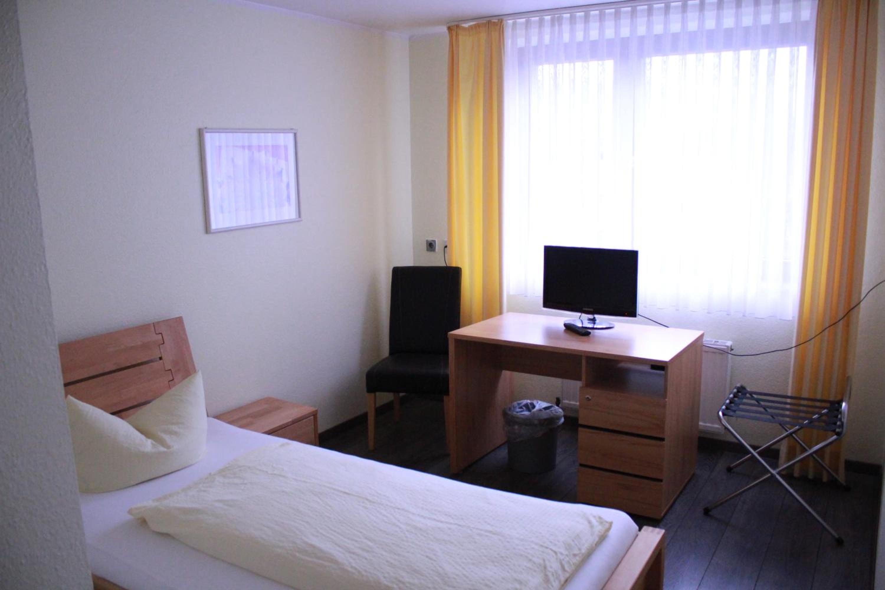 Single Room photo 2