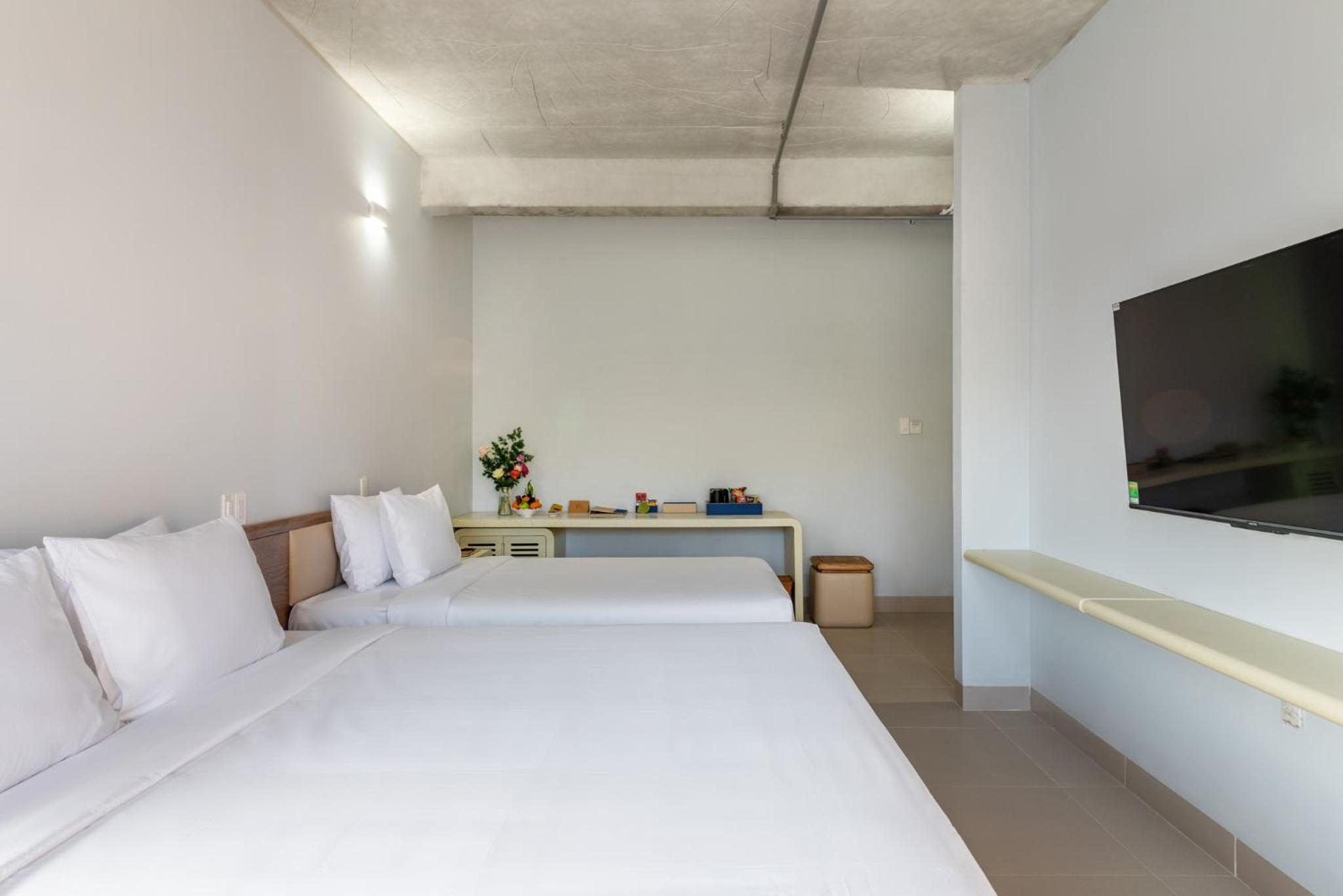 Deluxe Triple Room With Balcony - Photo 2