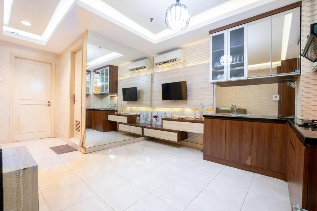 One-Bedroom Apartment - Photo 8