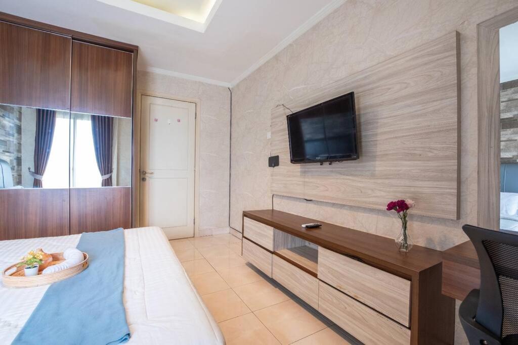 One-Bedroom Apartment - Photo 15