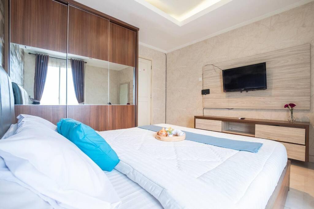 One-Bedroom Apartment - Photo 16
