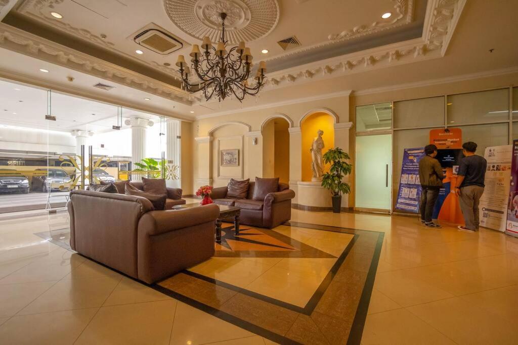 One-Bedroom Apartment - Photo 17