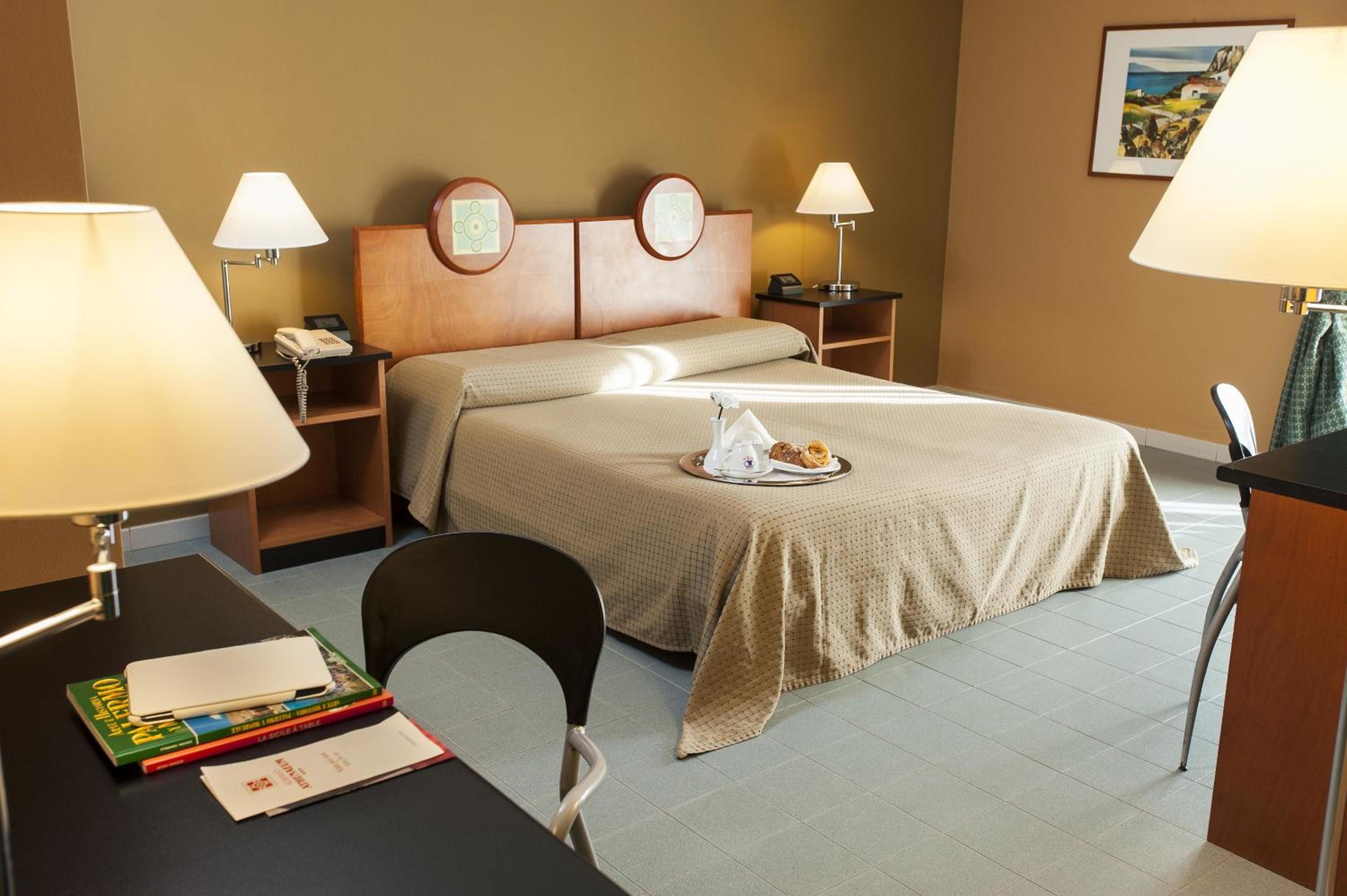 Double Room - Photo 9