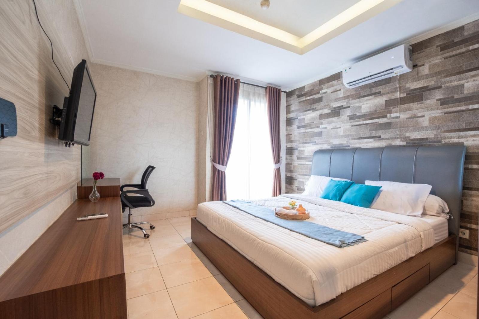 One-Bedroom Apartment - Photo 34