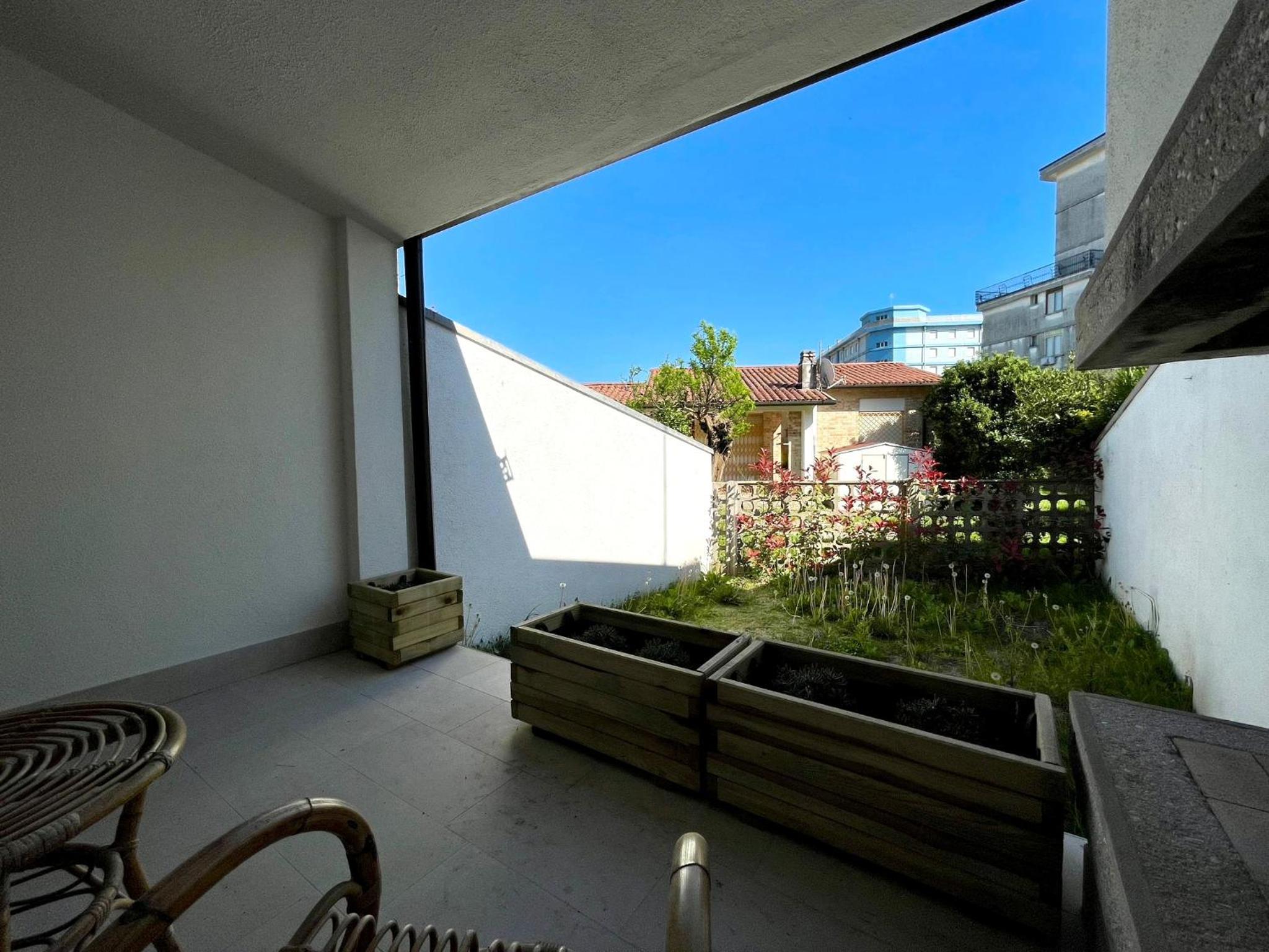 Villa photo 2