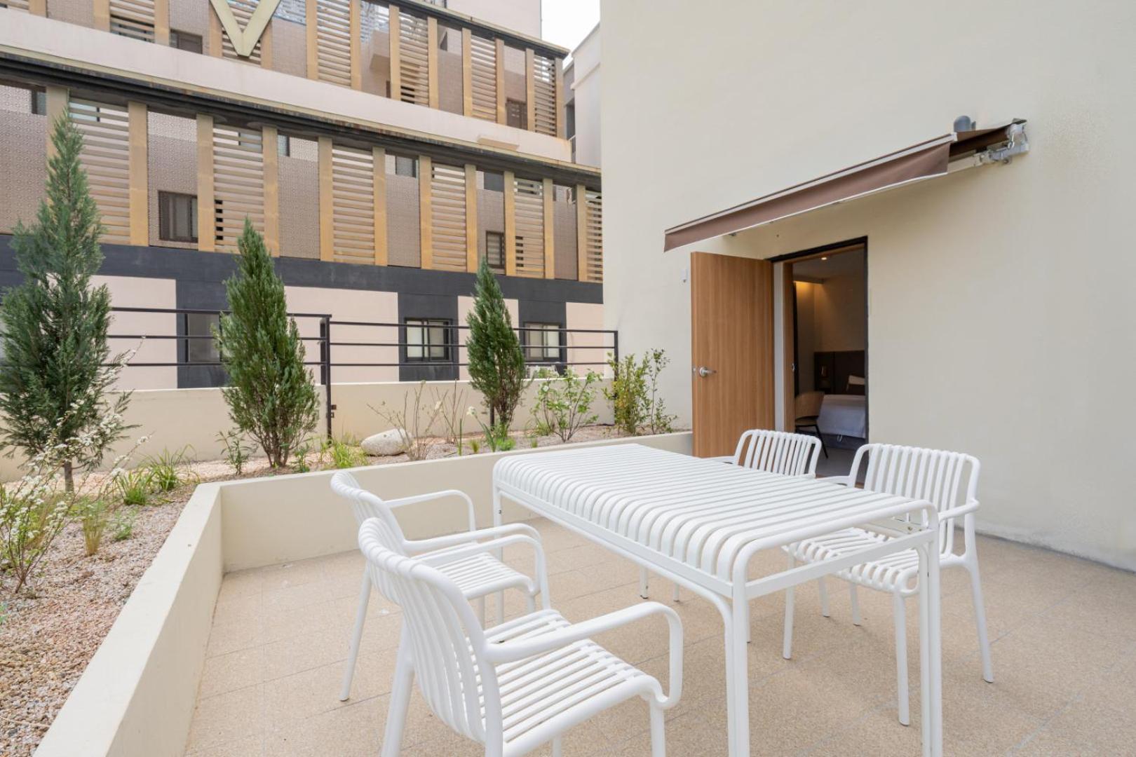 Terrace Room - Photo 2