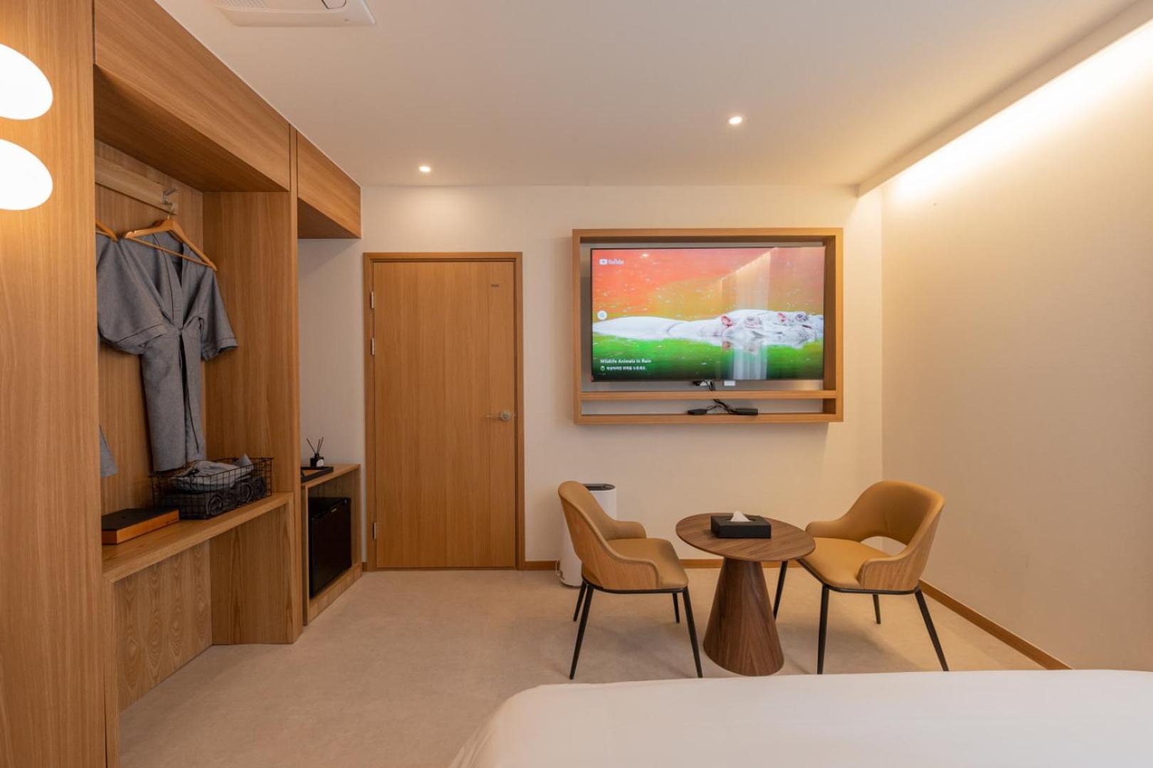 Terrace Room - Photo 5